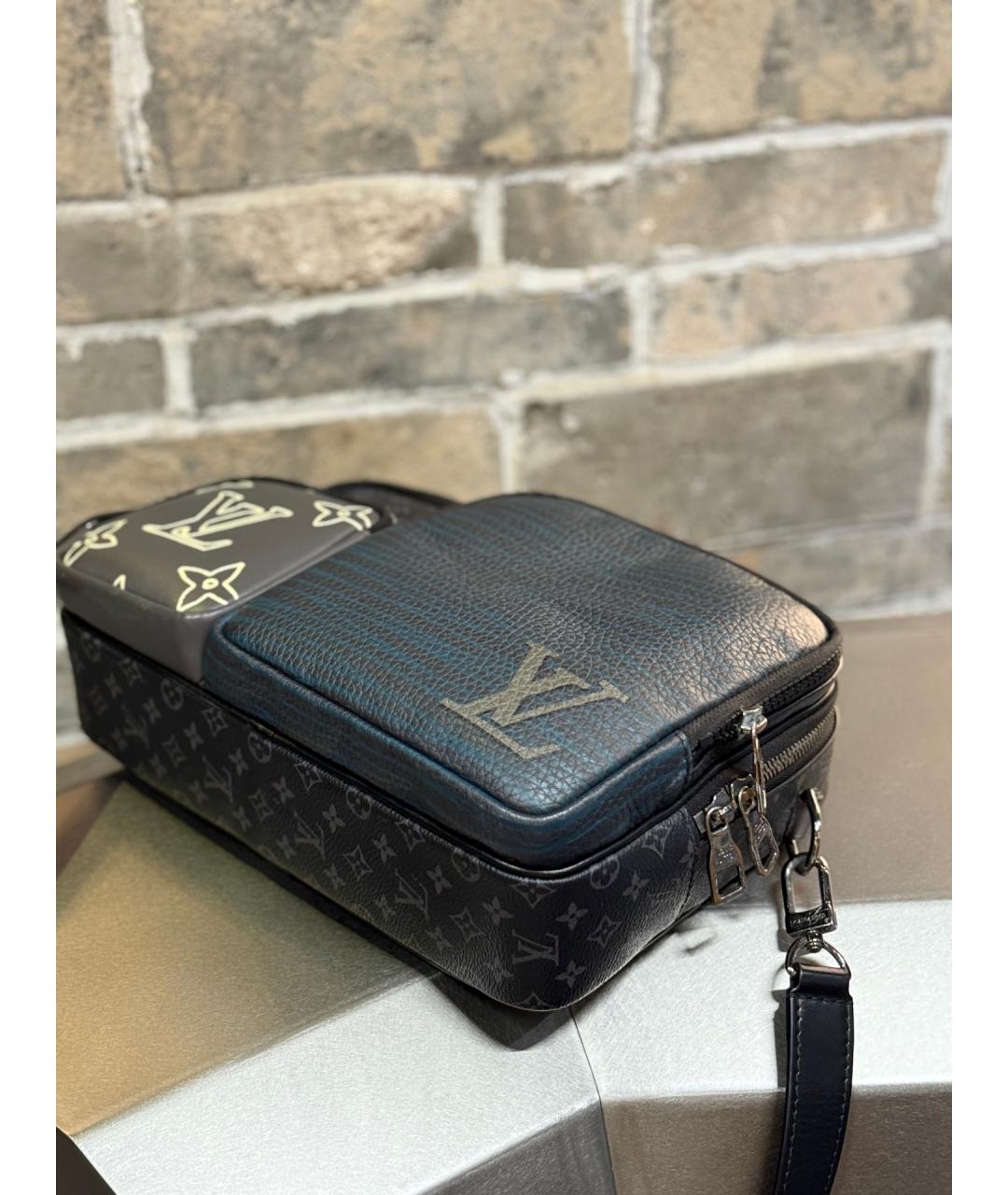 LOUIS VUITTON Черная кожаная сумка на плечо, фото 4