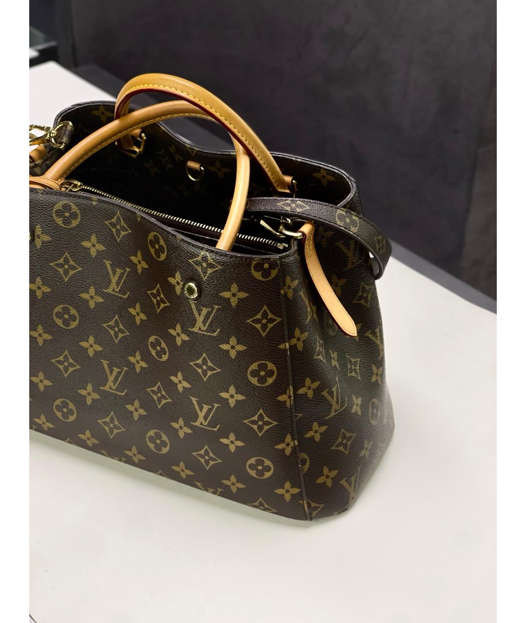 LOUIS VUITTON Коричневая сумка с короткими ручками, фото 3