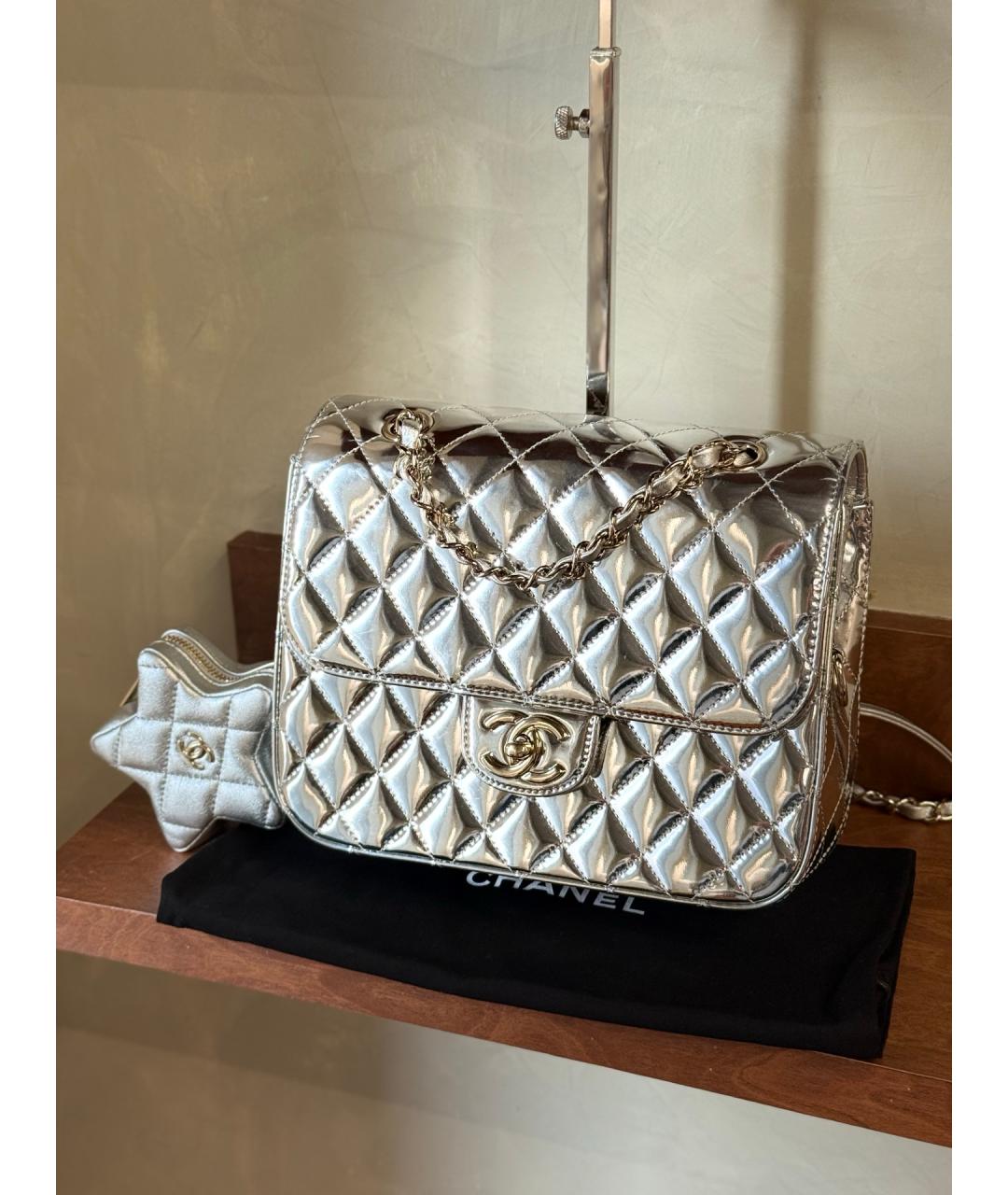 CHANEL Серебрянный рюкзак из лакированной кожи, фото 10