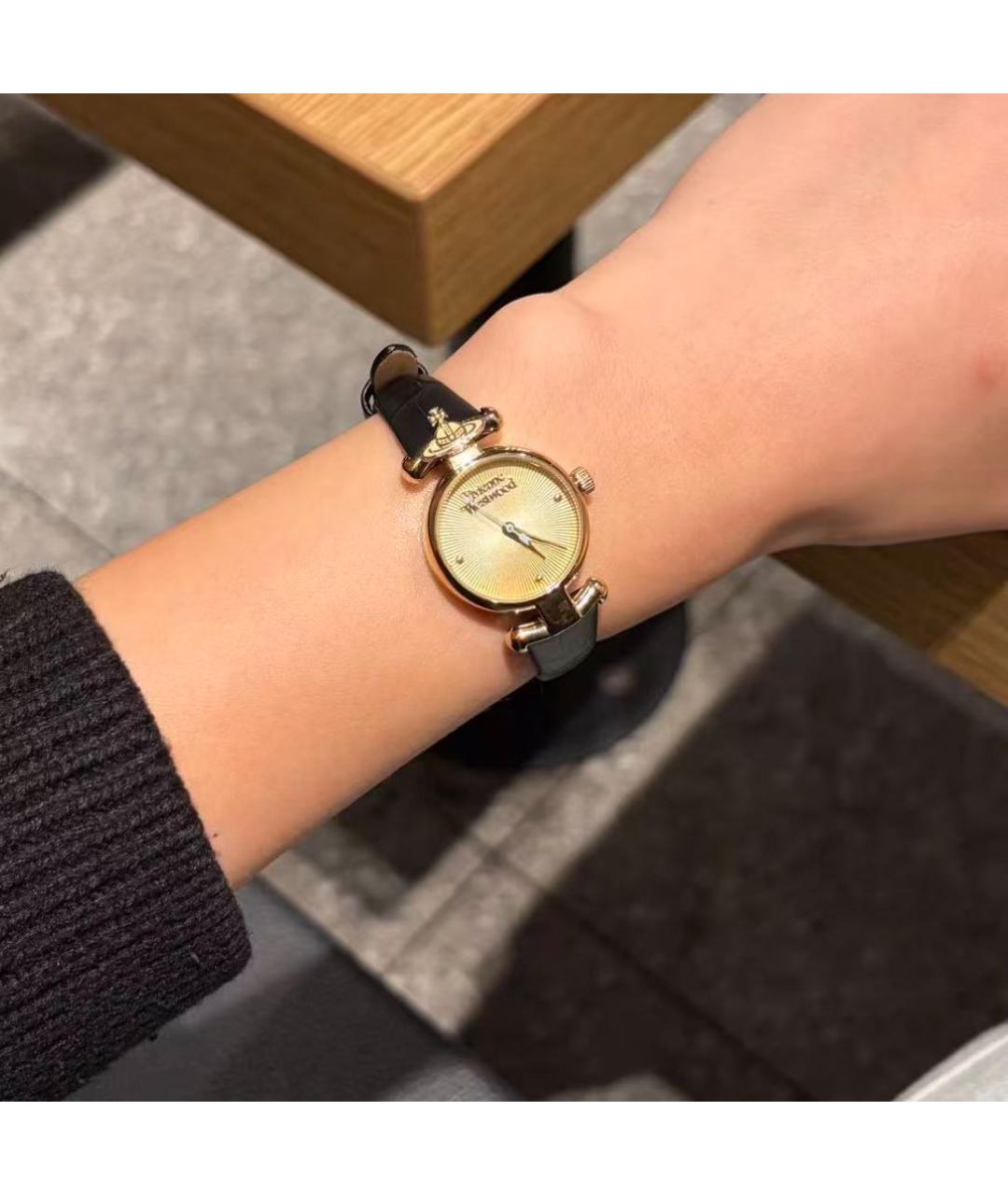 VIVIENNE WESTWOOD Золотые стальные часы, фото 6