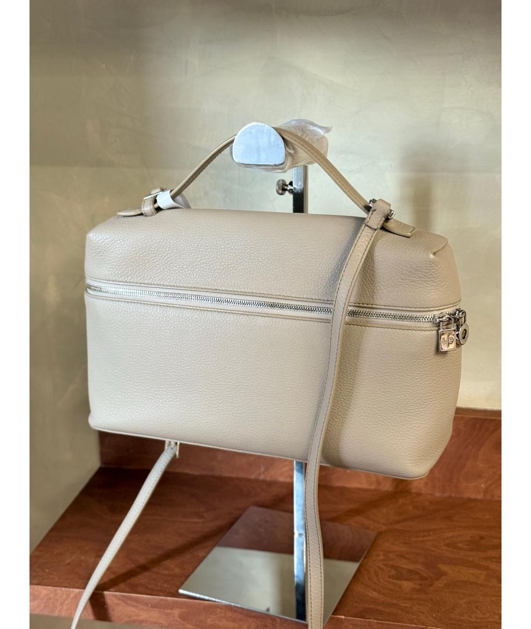 LORO PIANA Серая кожаная сумка через плечо, фото 2