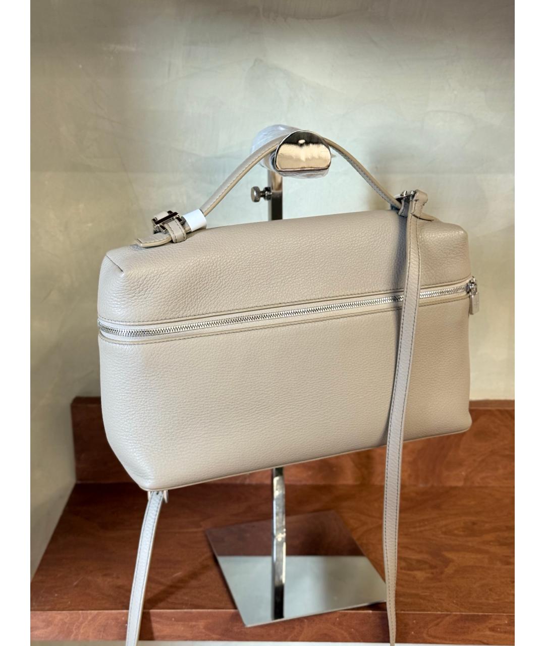 LORO PIANA Серая кожаная сумка через плечо, фото 3