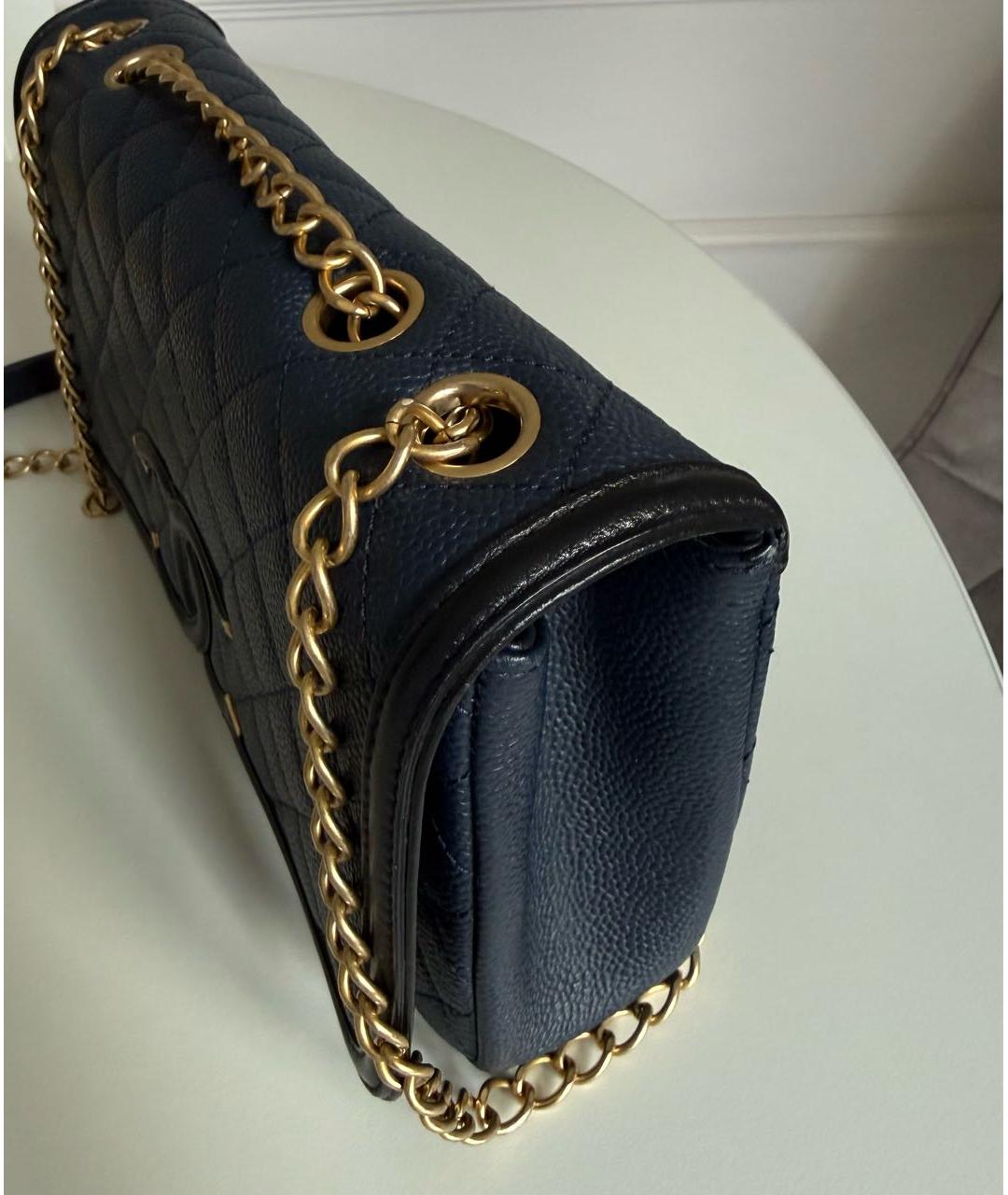 CHANEL Темно-синяя кожаная сумка через плечо, фото 2