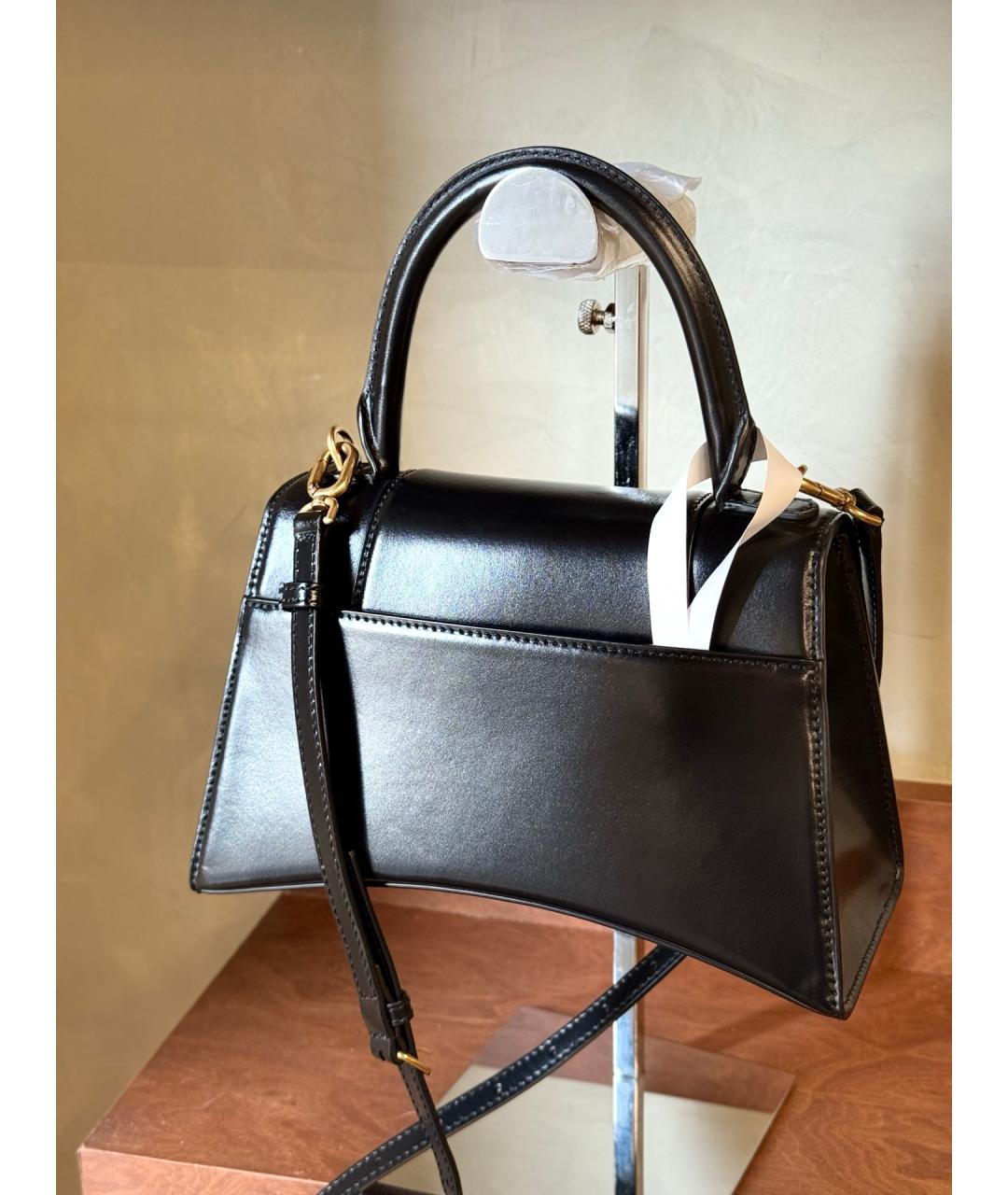 BALENCIAGA Черная сумка с короткими ручками из лакированной кожи, фото 6