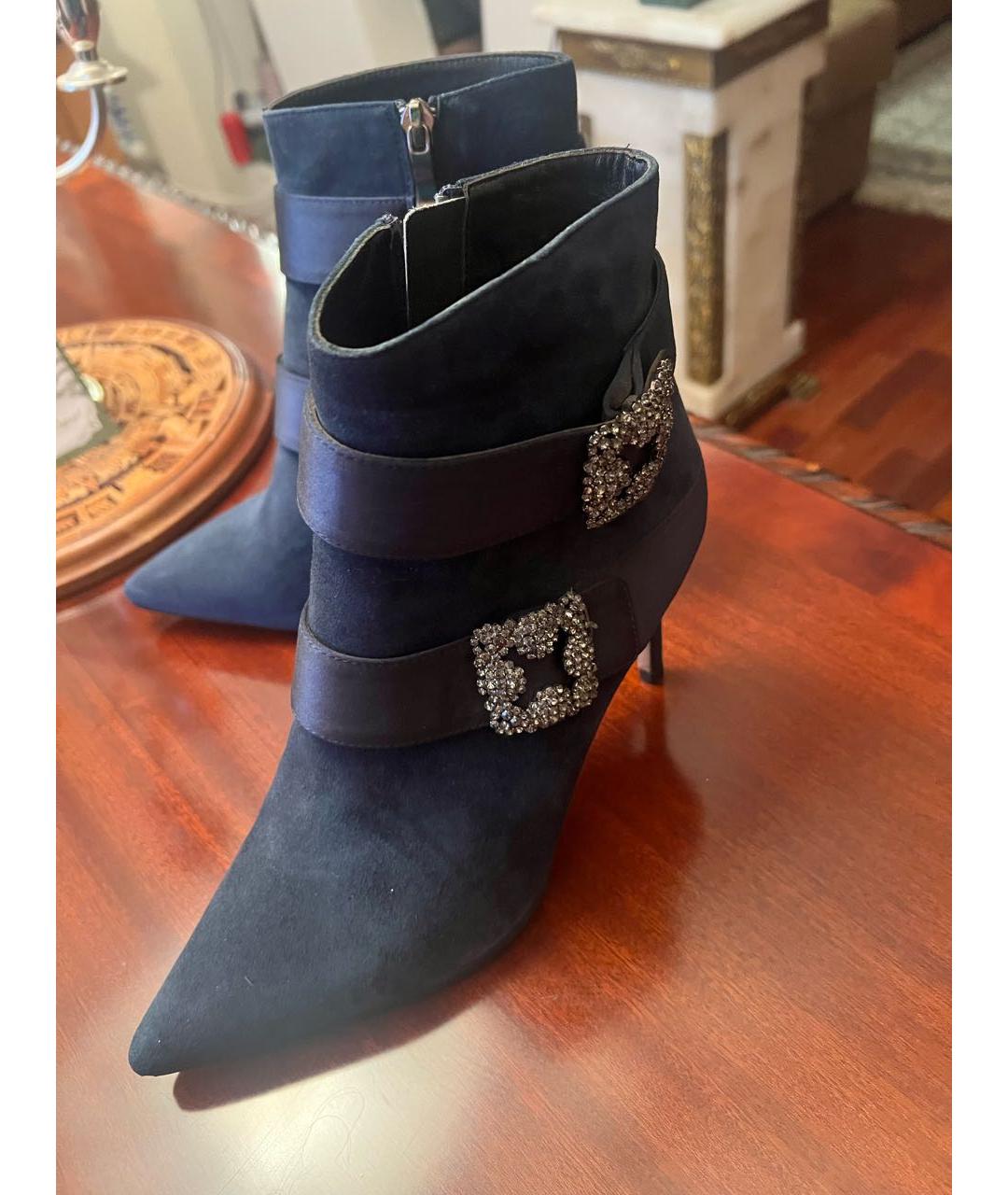 MANOLO BLAHNIK Бирюзовые замшевые полусапоги, фото 6