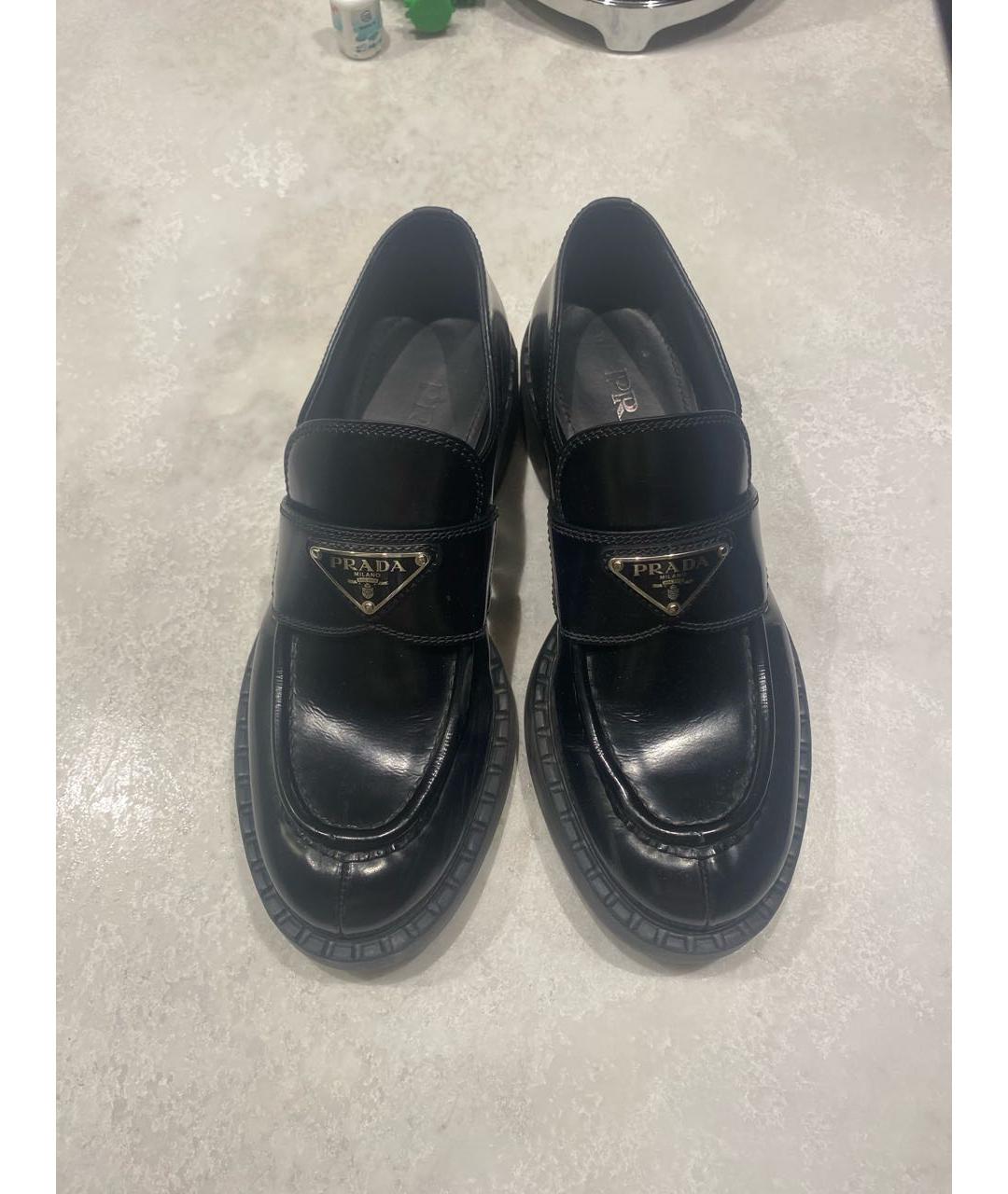 PRADA Черные кожаные лоферы, фото 2
