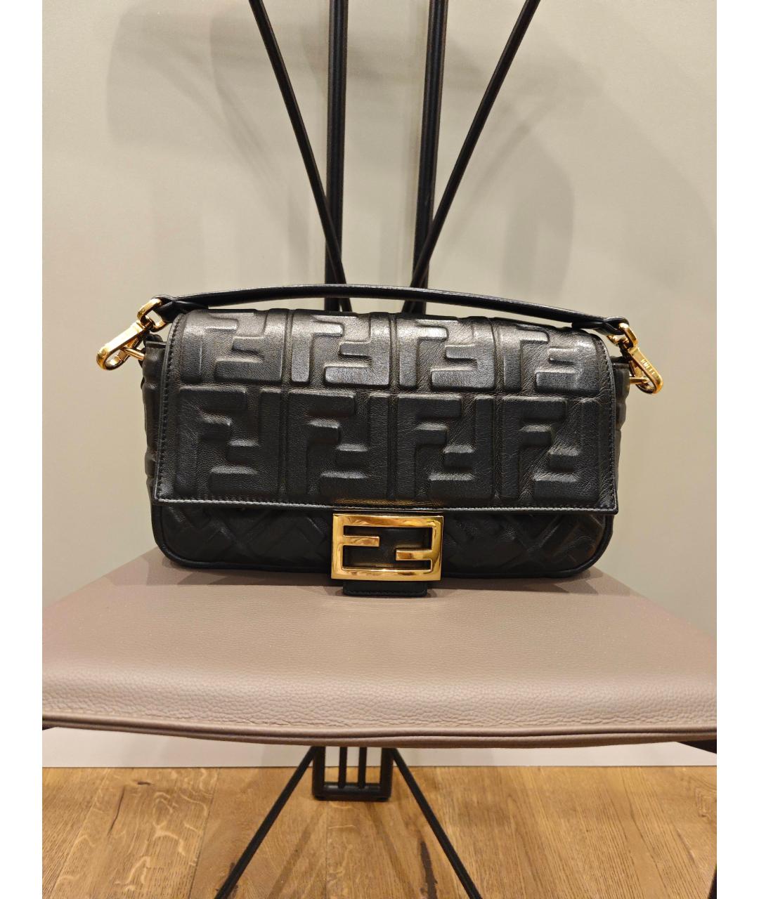 FENDI Черная кожаная сумка с короткими ручками, фото 10