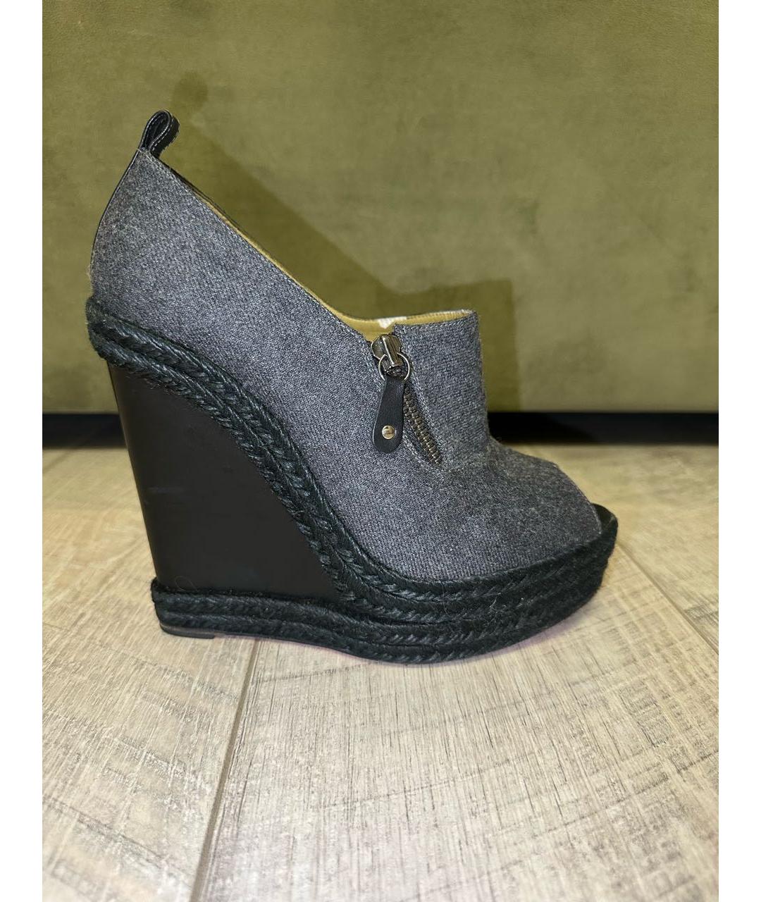 CHRISTIAN LOUBOUTIN Антрацитовые текстильные ботильоны, фото 9