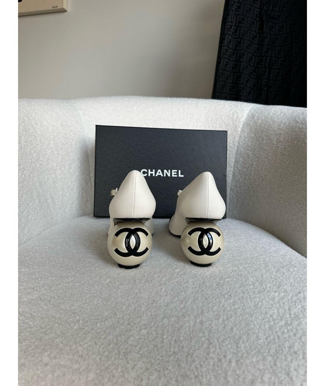 CHANEL Белые кожаные туфли, фото 3