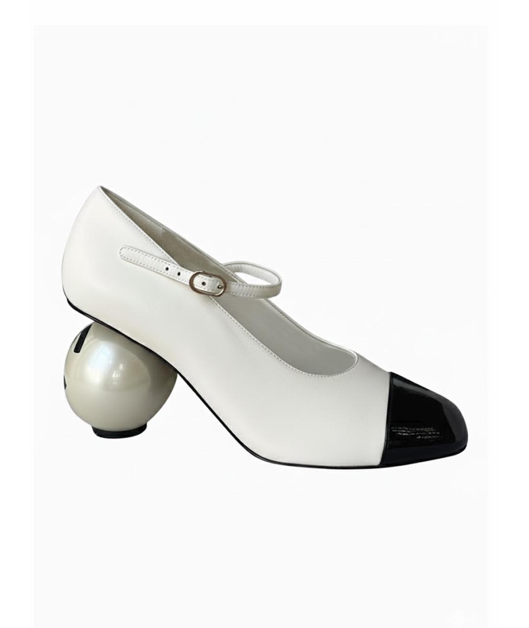 CHANEL Белые кожаные туфли, фото 1