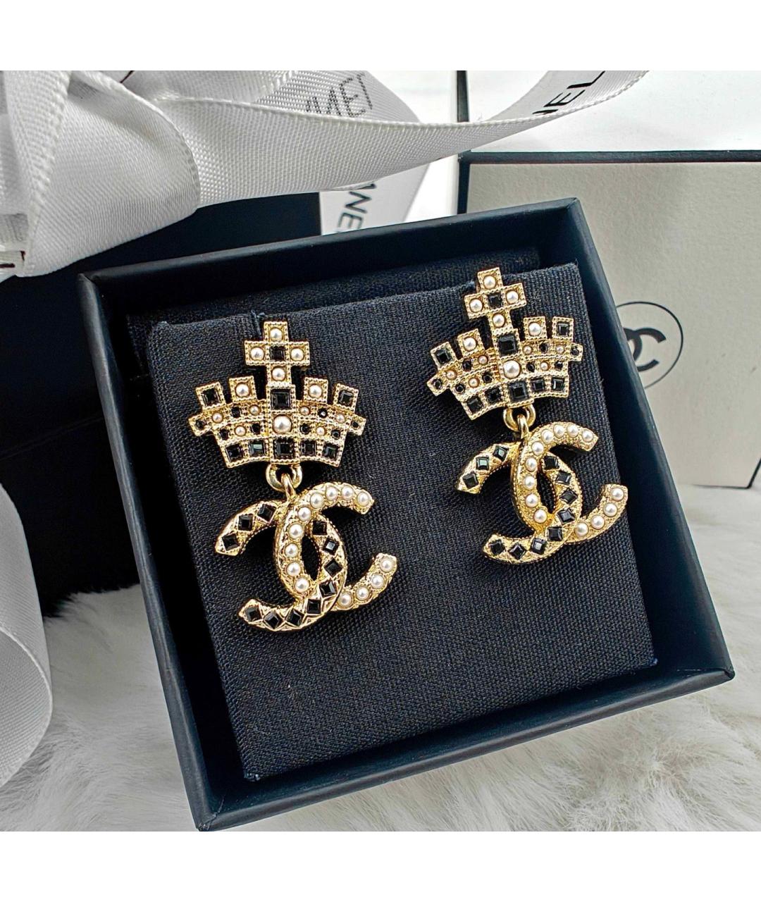 CHANEL Золотые металлические серьги, фото 10