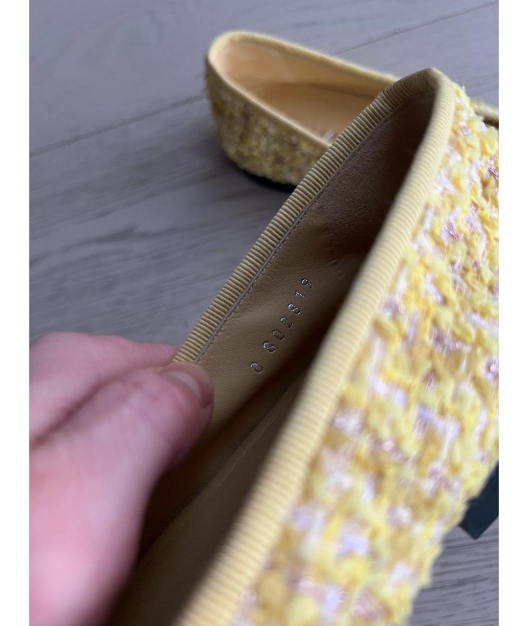 CHANEL Желтые текстильные балетки, фото 6