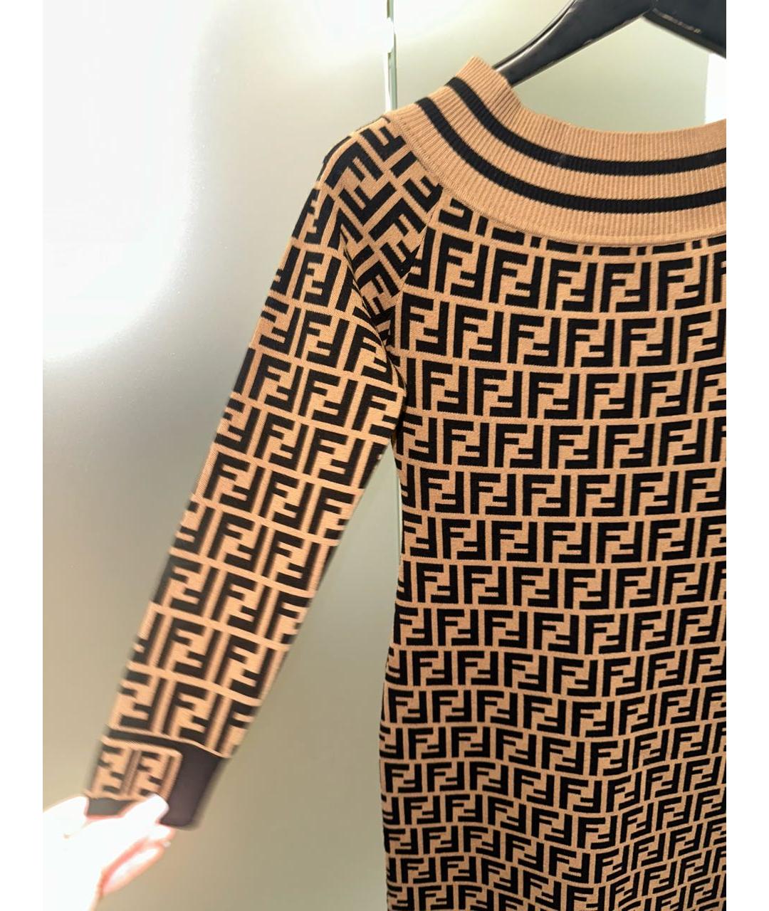 FENDI Бежевое повседневное платье, фото 2