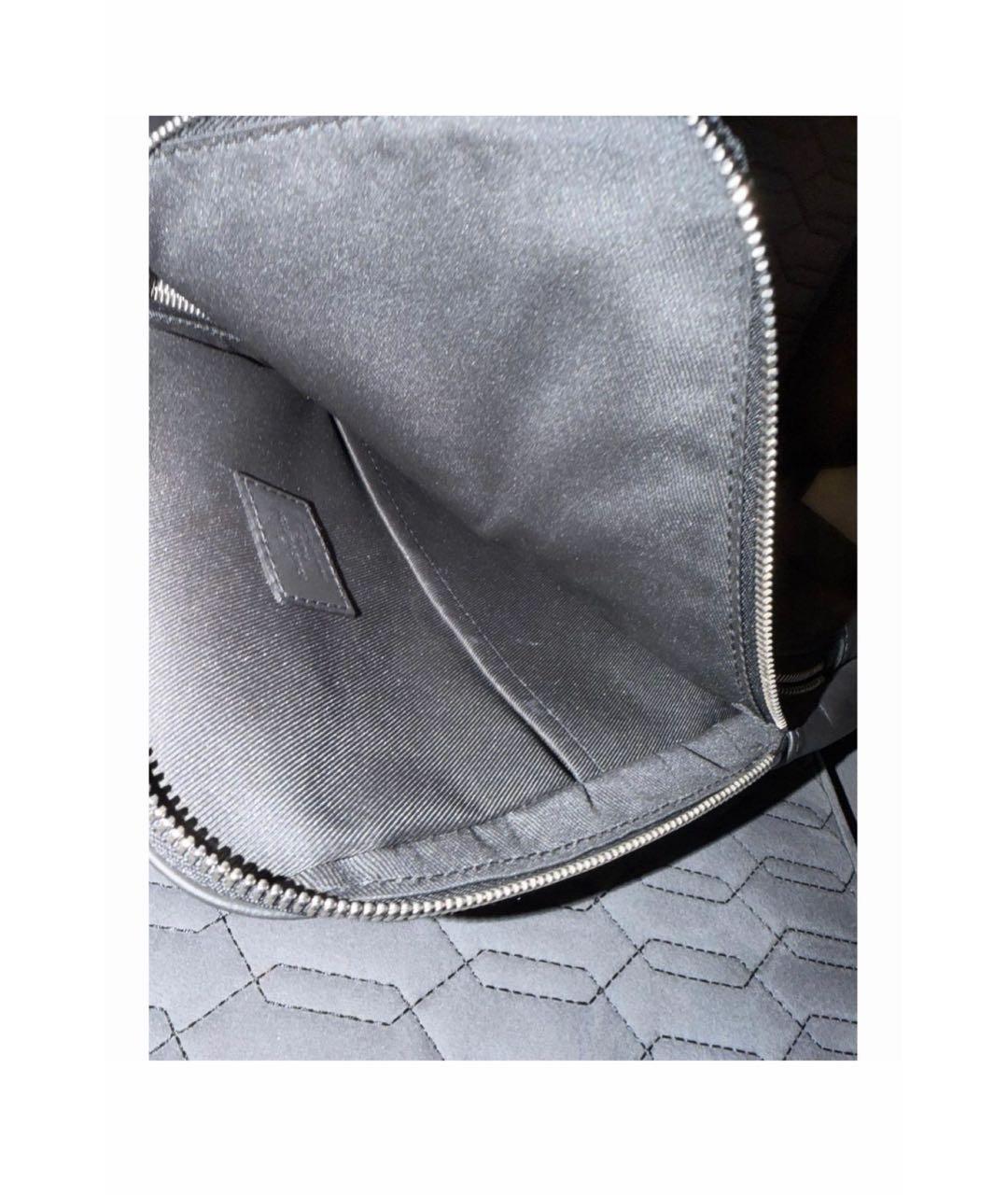 LOUIS VUITTON Черная кожаная поясная сумка, фото 4