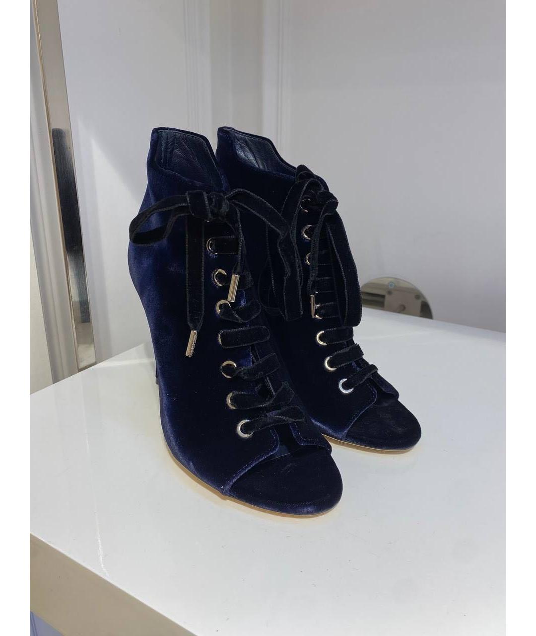 JIMMY CHOO Темно-синие бархатные ботильоны, фото 2