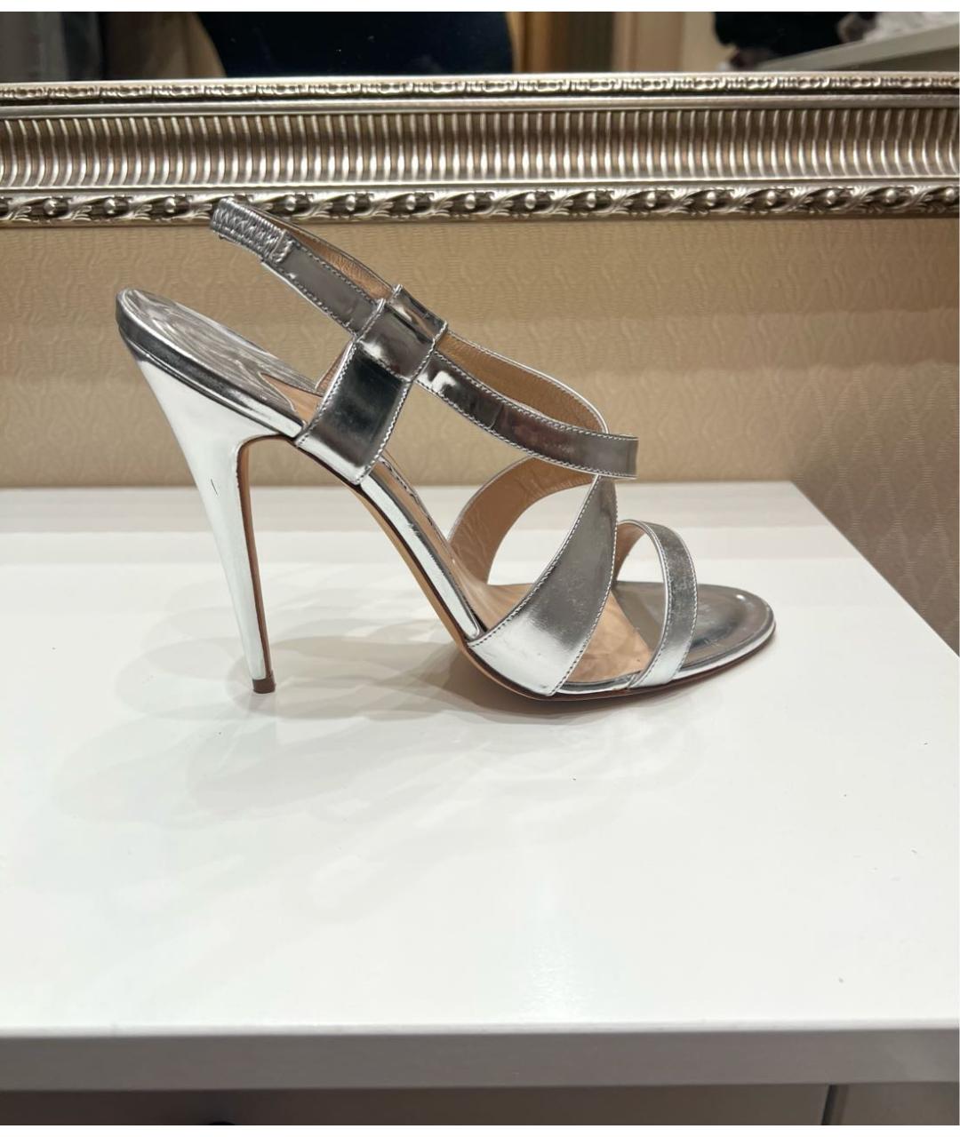 MANOLO BLAHNIK Серебряные кожаные босоножки, фото 7