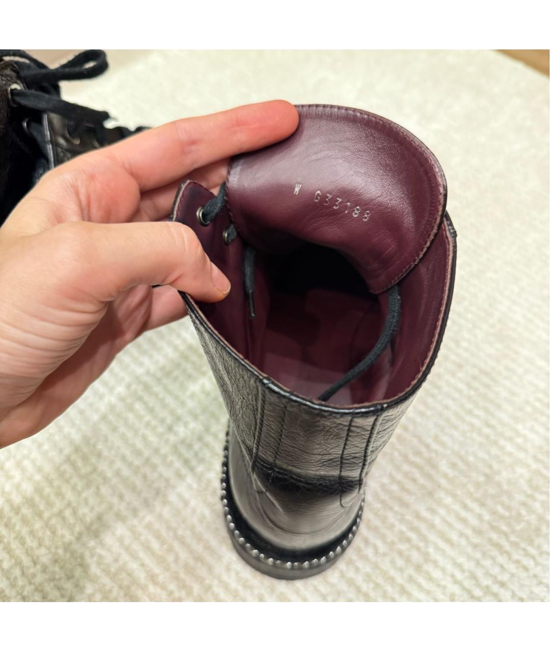 CHANEL Черные ботинки из лакированной кожи, фото 3