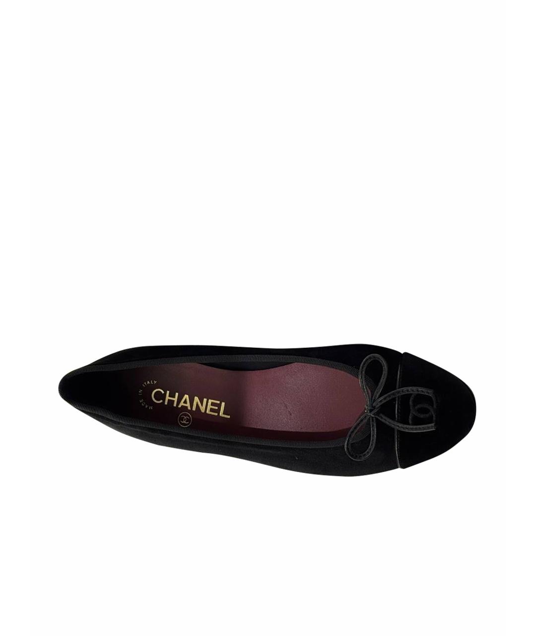 CHANEL Черные бархатные балетки, фото 1