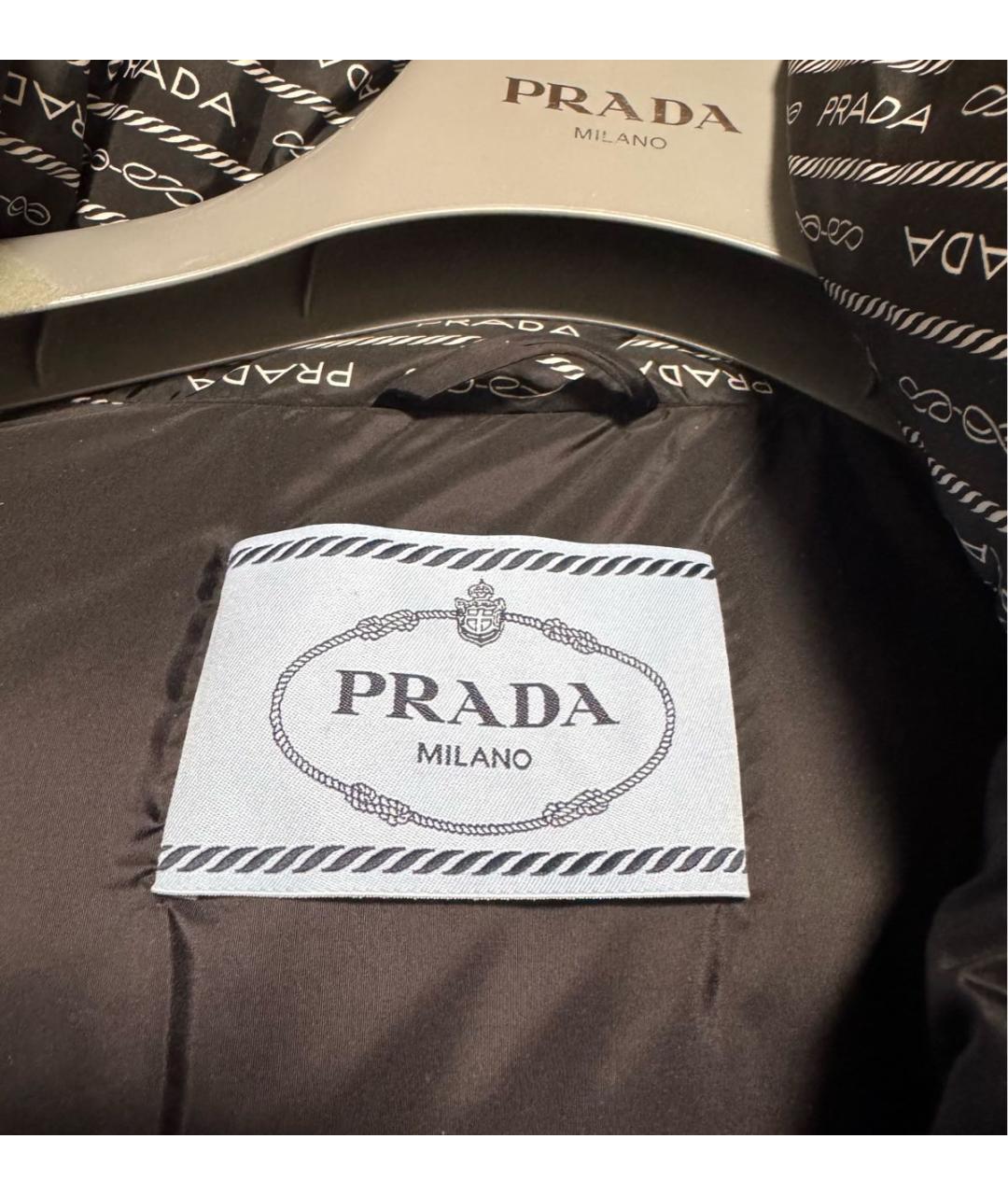 PRADA Черный полиэстеровый пуховик, фото 5