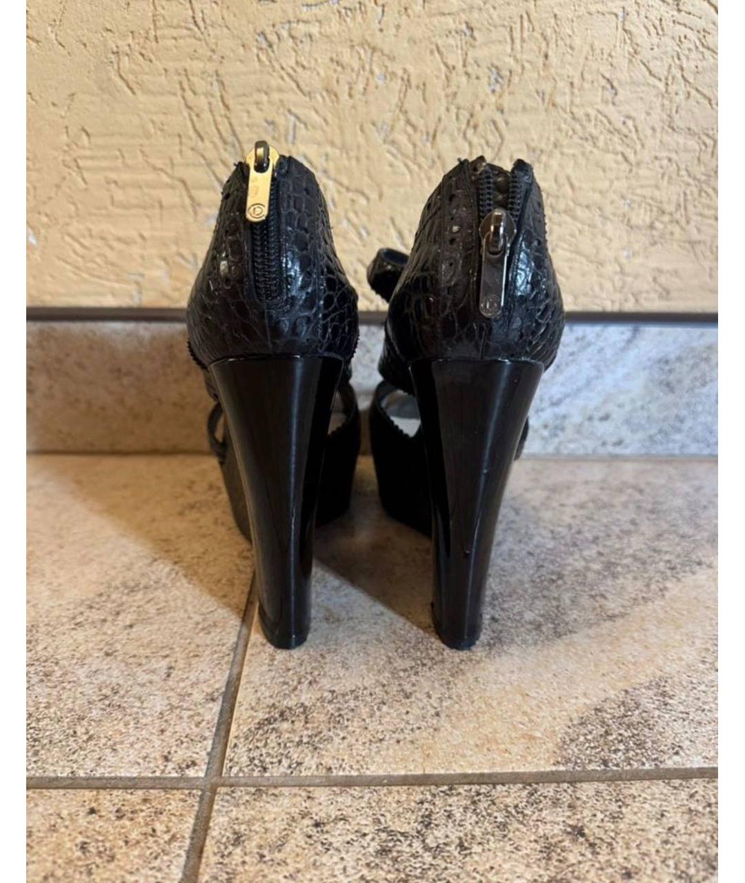 CHRISTIAN DIOR Черные босоножки из лакированной кожи, фото 3