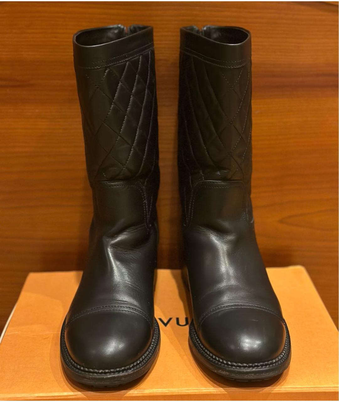 CHANEL Черные кожаные сапоги, фото 2