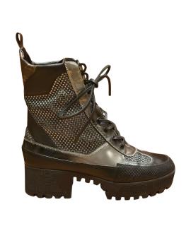 LOUIS VUITTON Ботинки