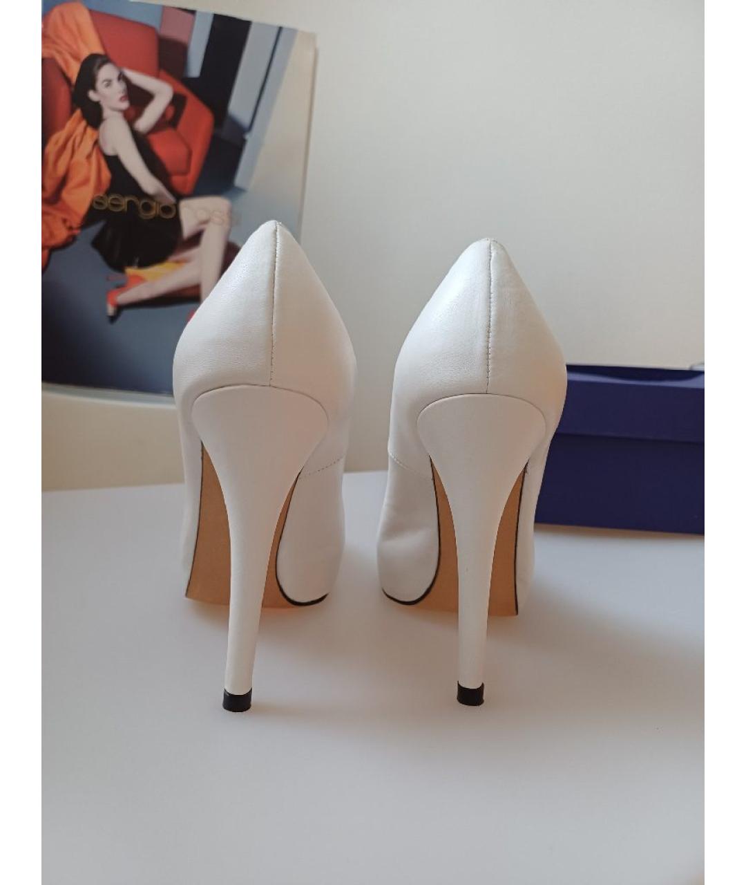 STUART WEITZMAN Белые кожаные туфли, фото 7