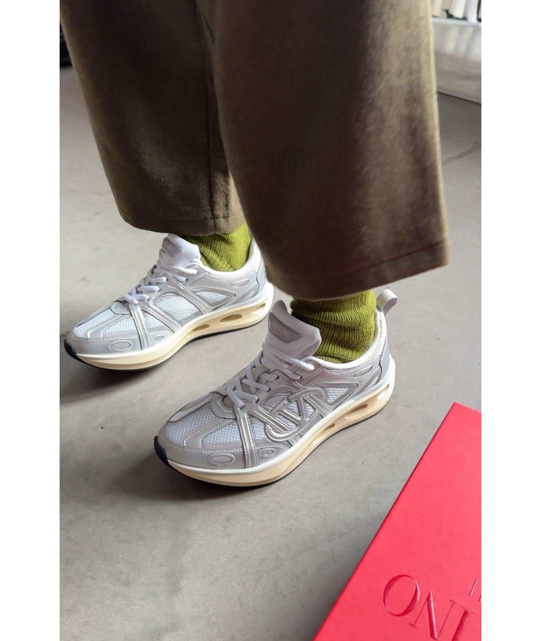 VALENTINO Серебряные кожаные кроссовки, фото 2