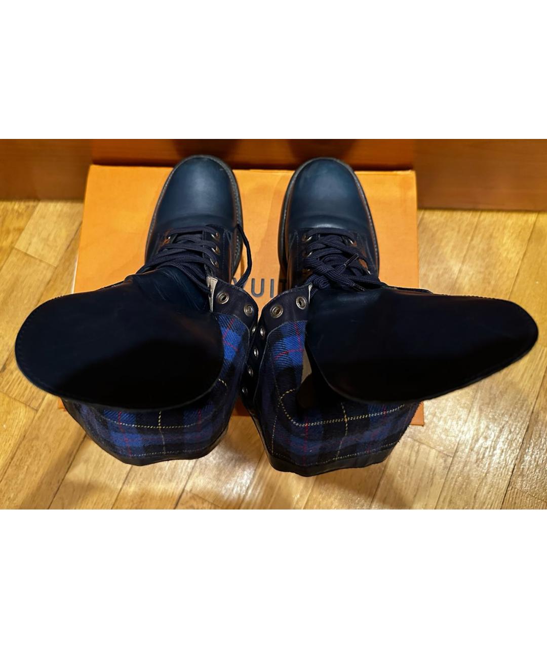 CHANEL Темно-синие кожаные ботинки, фото 3