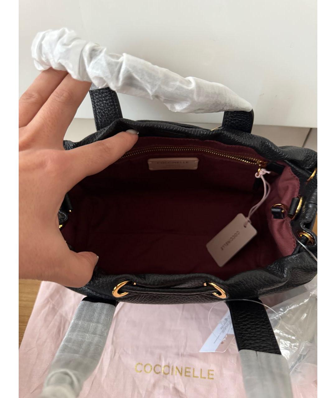 COCCINELLE Черная кожаная сумка через плечо, фото 4