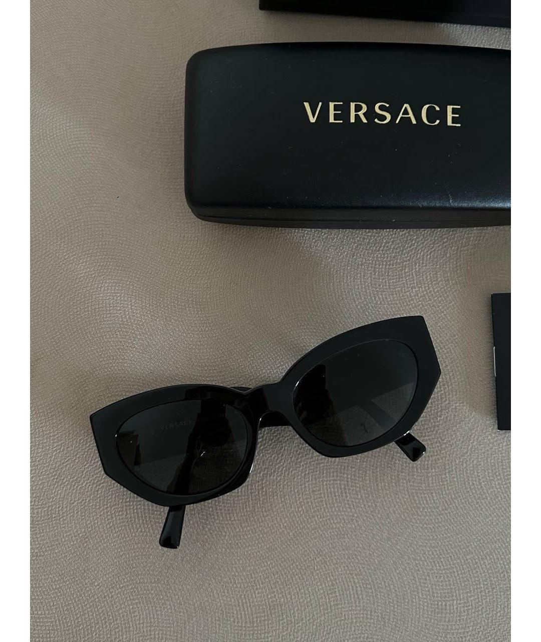 VERSACE Черные пластиковые солнцезащитные очки, фото 3