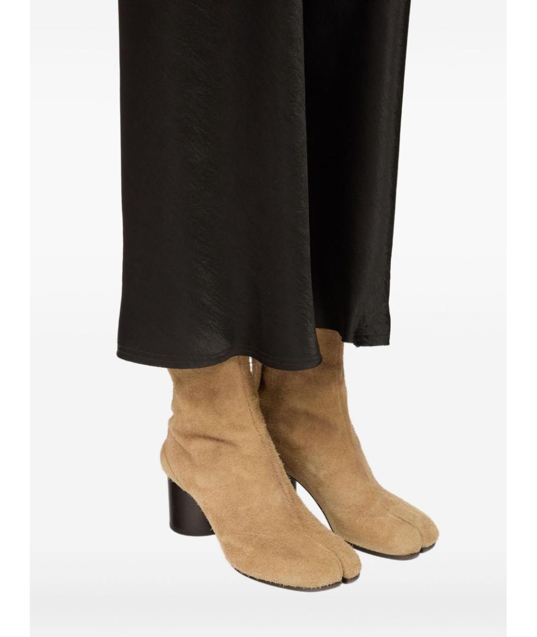 MAISON MARGIELA Бежевые замшевые сапоги, фото 4