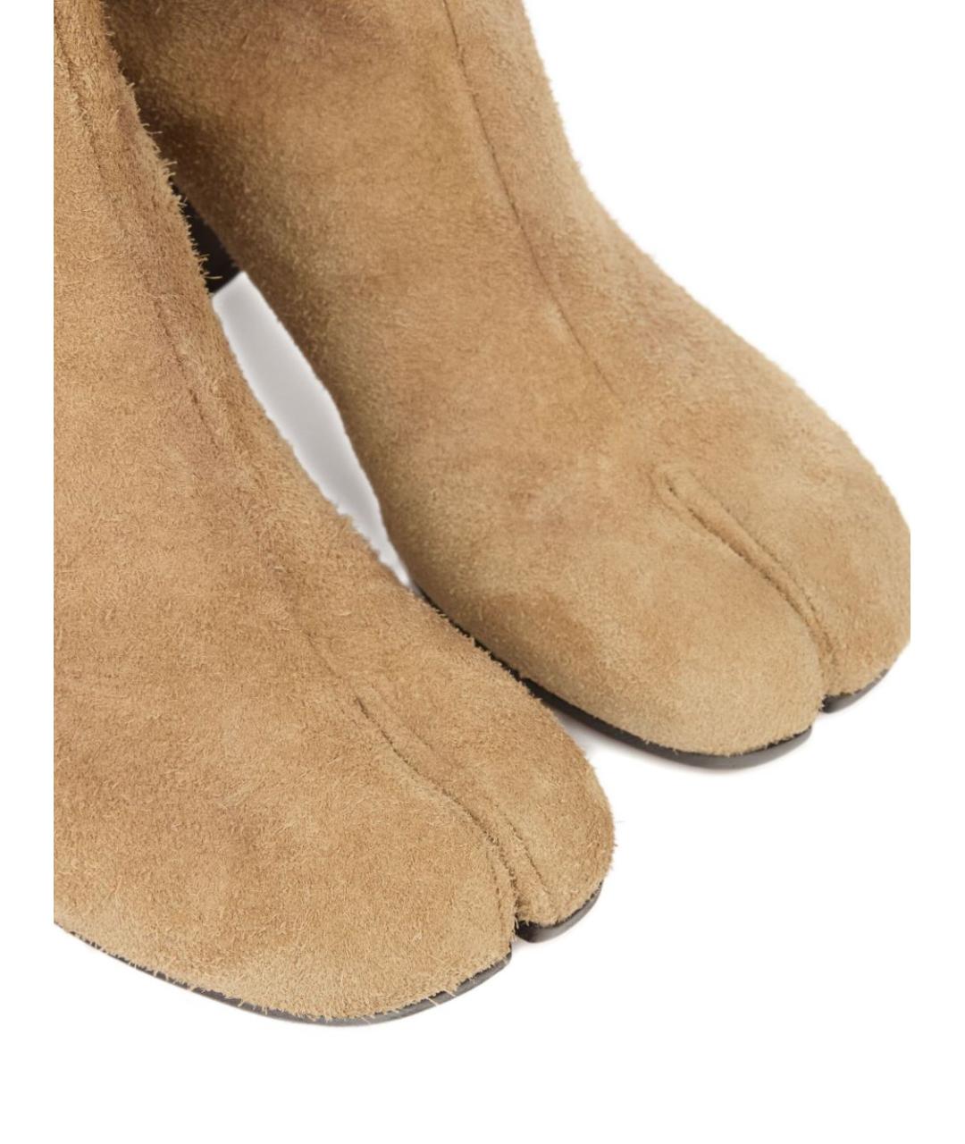 MAISON MARGIELA Бежевые замшевые сапоги, фото 5