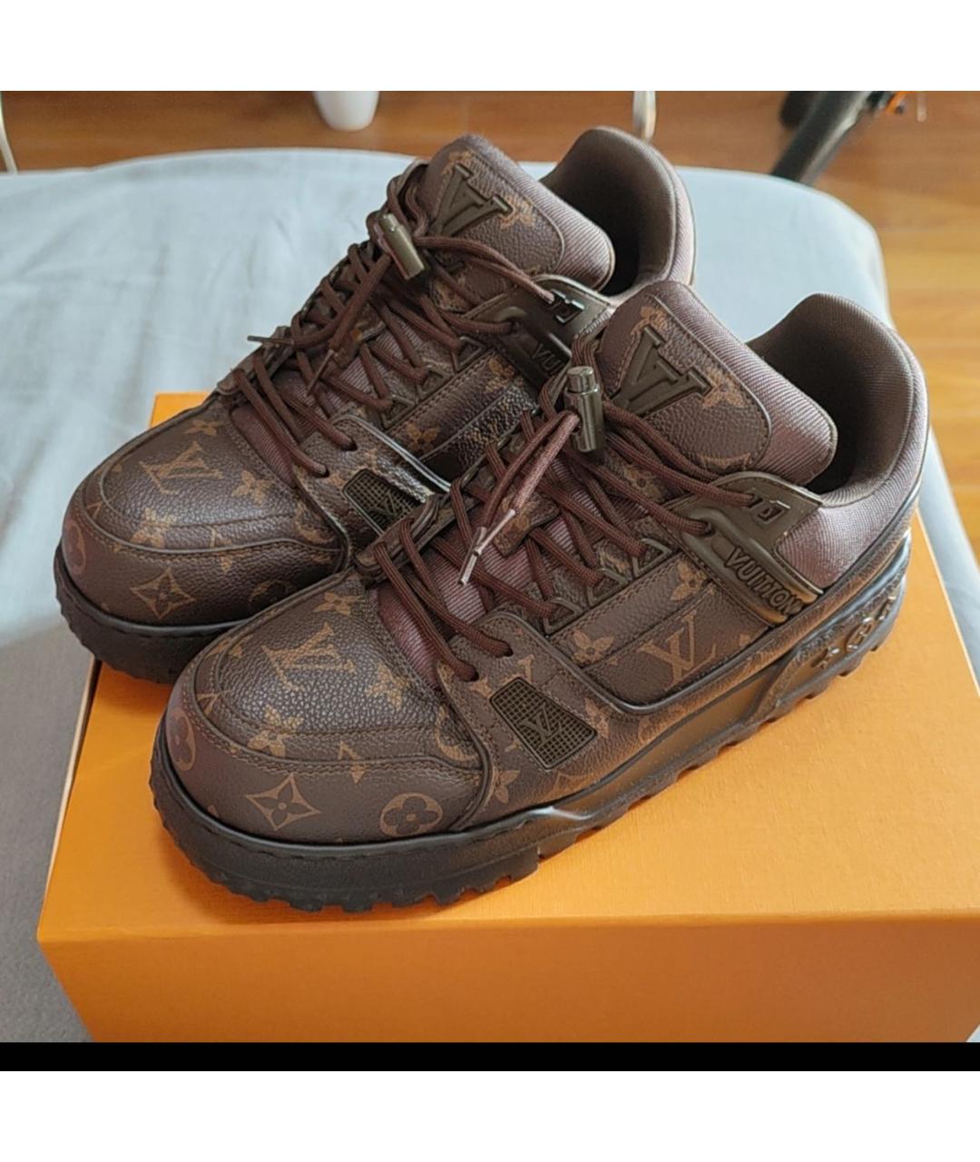 LOUIS VUITTON Коричневые низкие кроссовки / кеды, фото 5