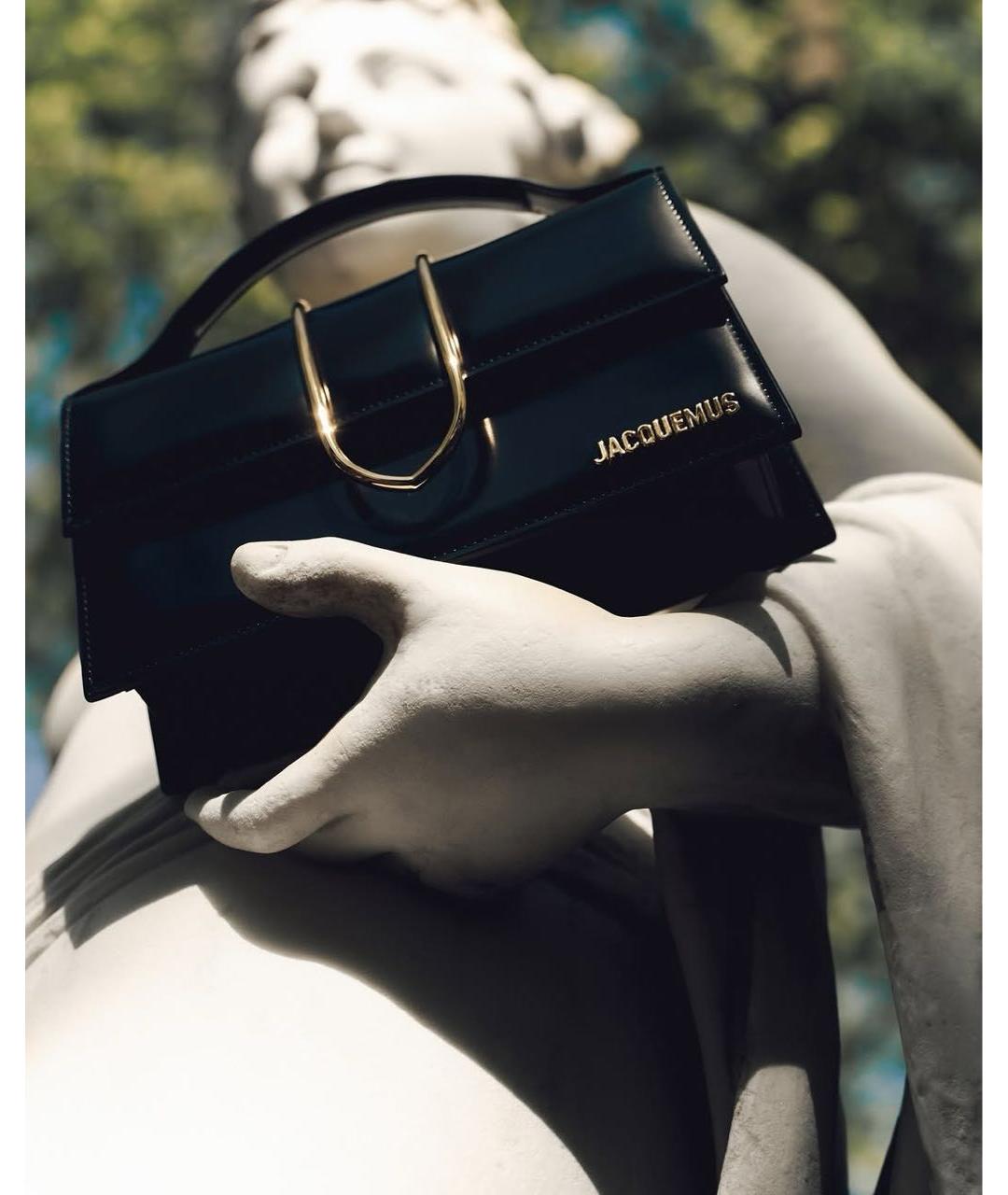 JACQUEMUS Черная сумка с короткими ручками из лакированной кожи, фото 4