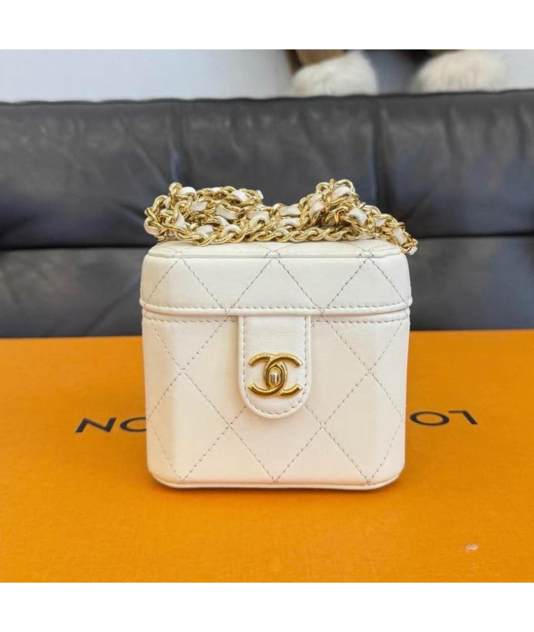 CHANEL Бежевая кожаная сумка через плечо, фото 2