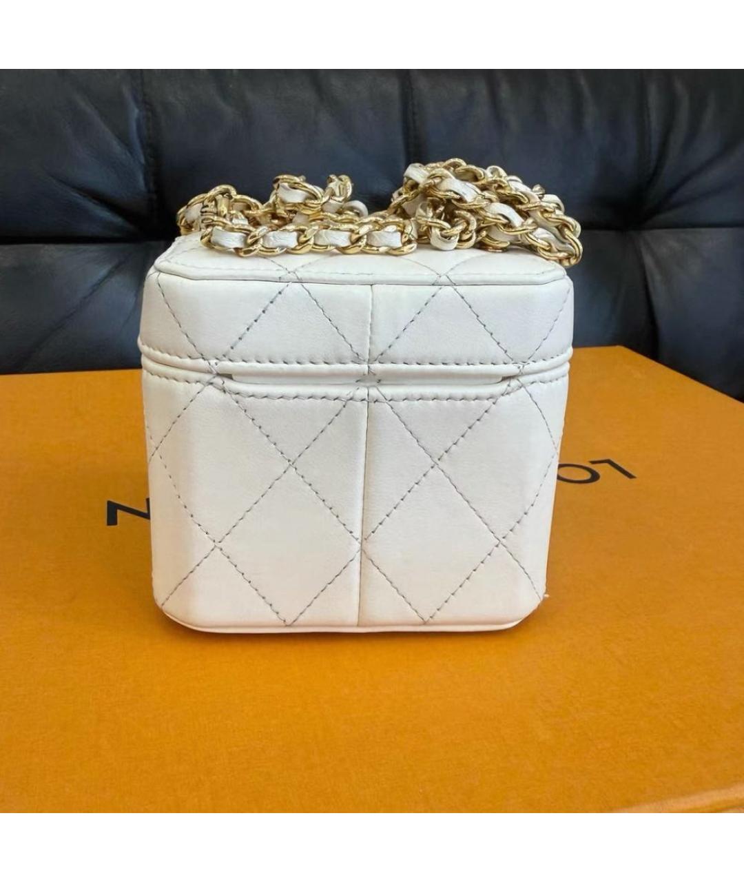 CHANEL Бежевая кожаная сумка через плечо, фото 4