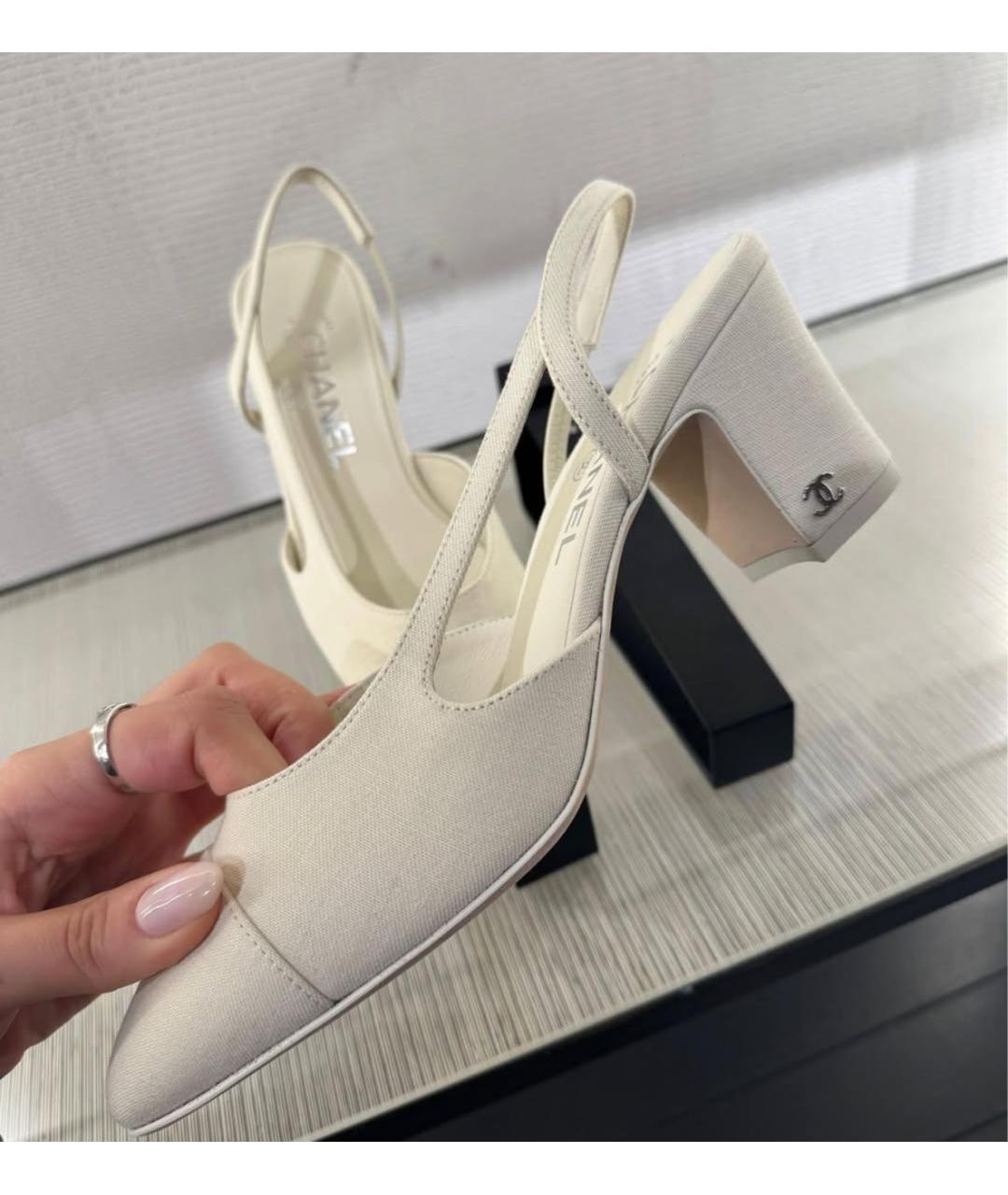 CHANEL Белые текстильные туфли, фото 3