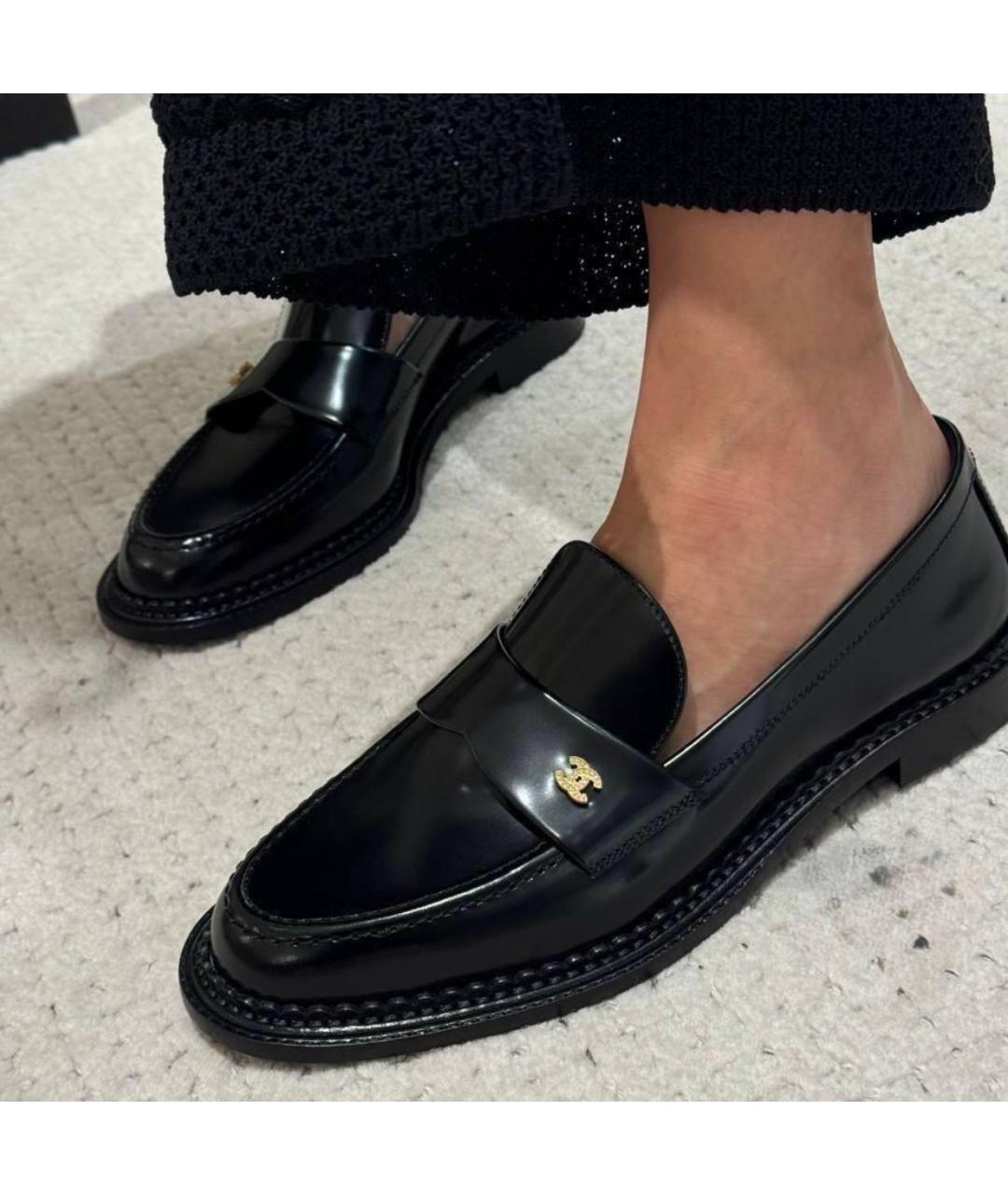 CHANEL Черные кожаные лоферы, фото 4