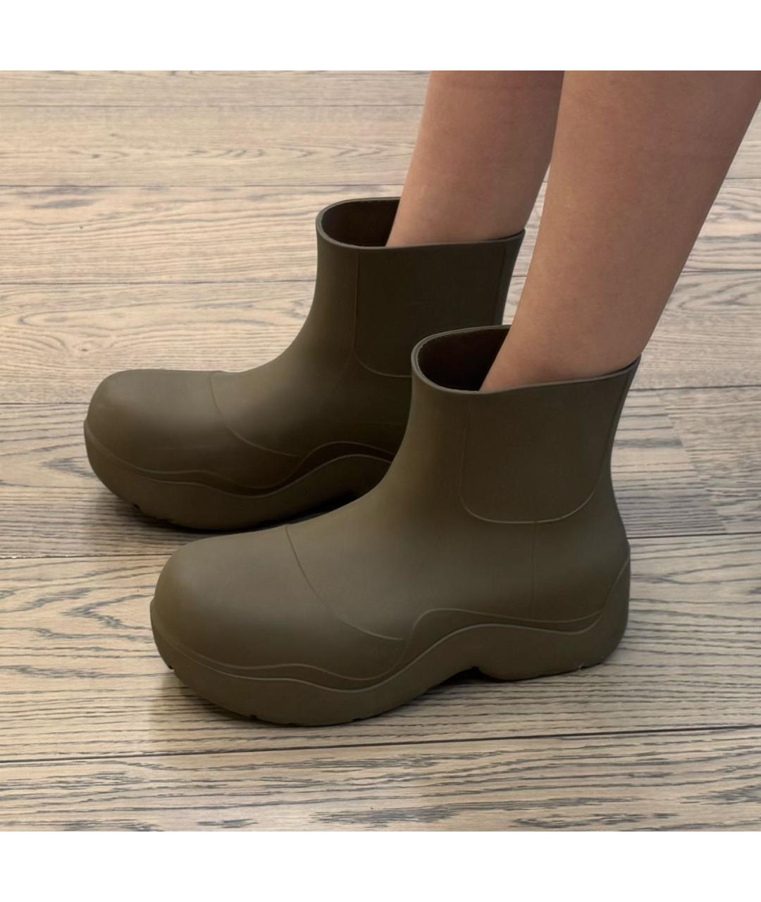 BOTTEGA VENETA Хаки резиновые полусапоги, фото 2