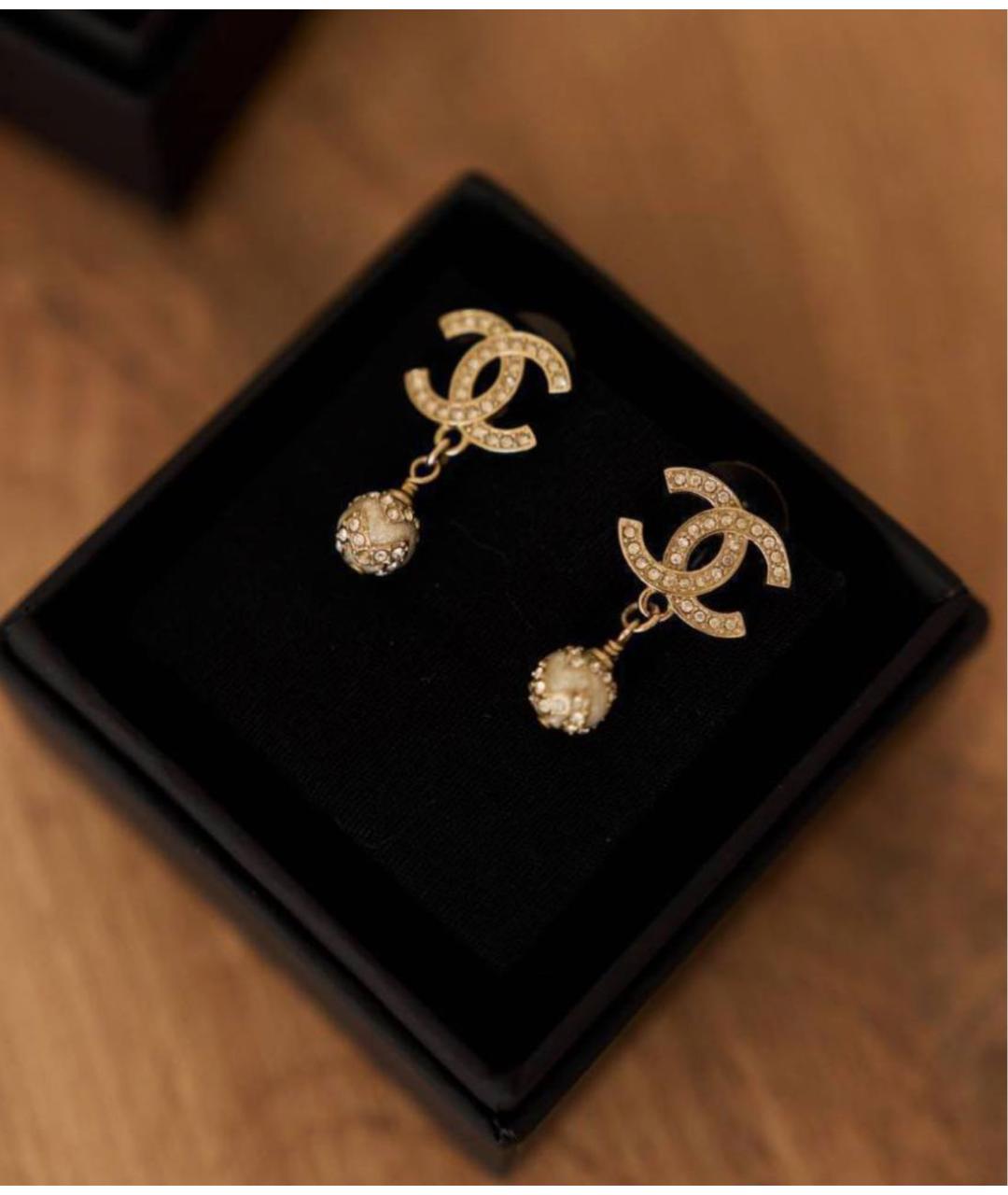 CHANEL Золотые металлические серьги, фото 3