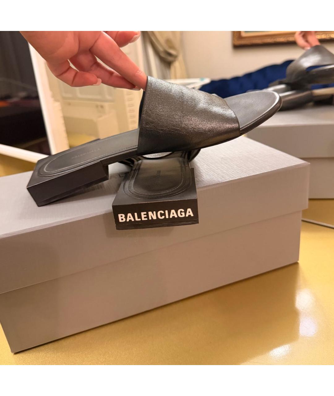 BALENCIAGA Серые кожаные шлепанцы, фото 4