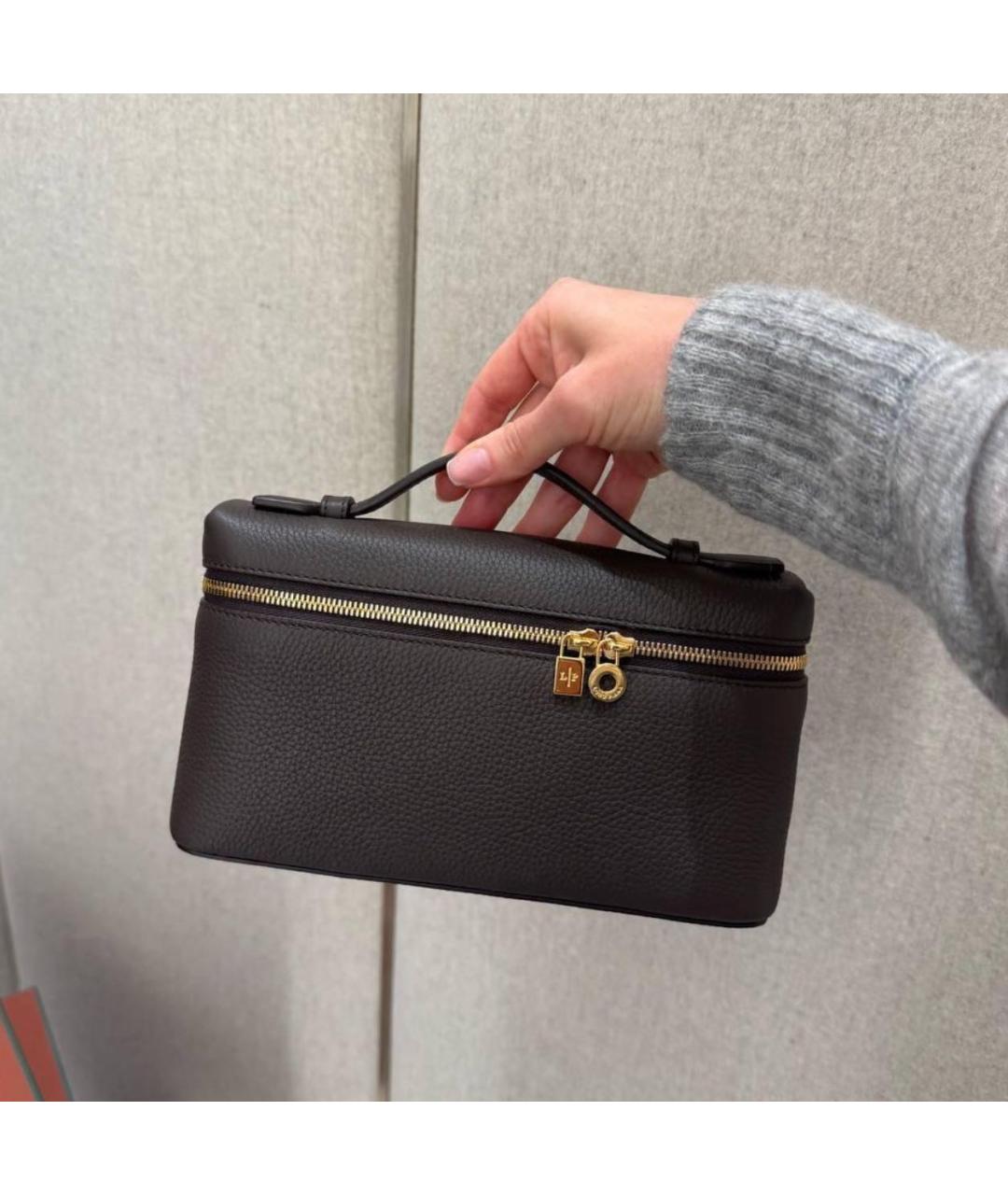 LORO PIANA Черная кожаная сумка с короткими ручками, фото 2