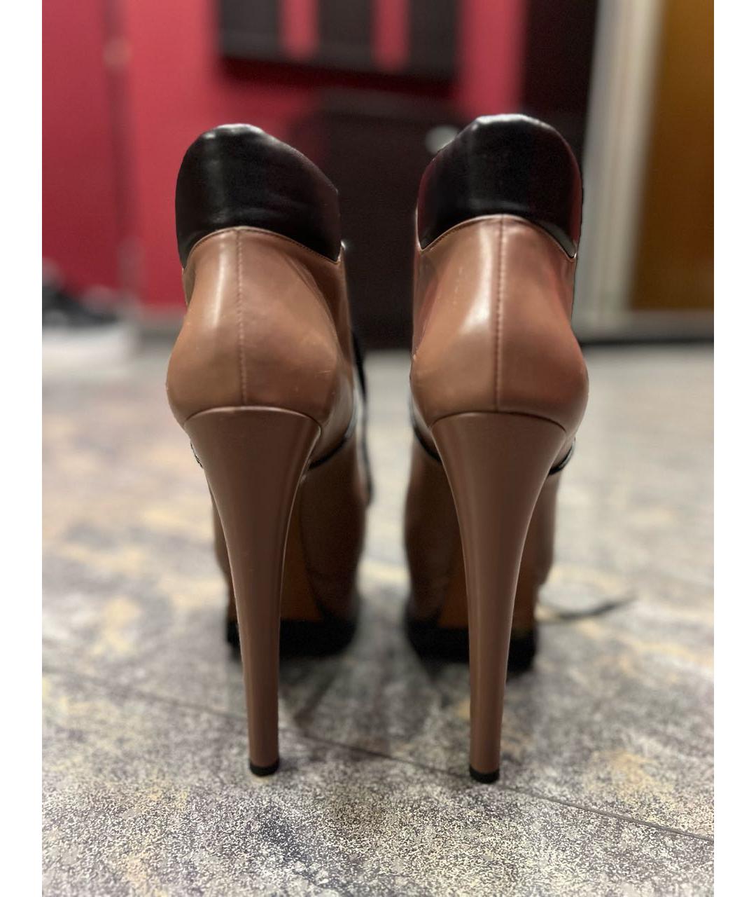 ALAIA Коричневые кожаные ботильоны, фото 4