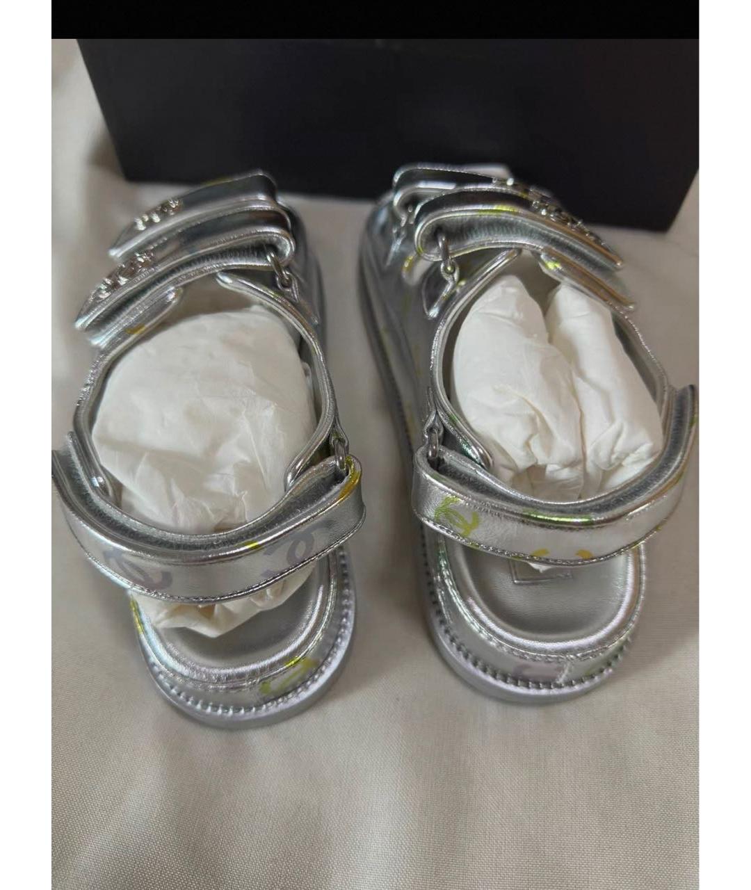 CHANEL Серебряные кожаные сандалии, фото 4