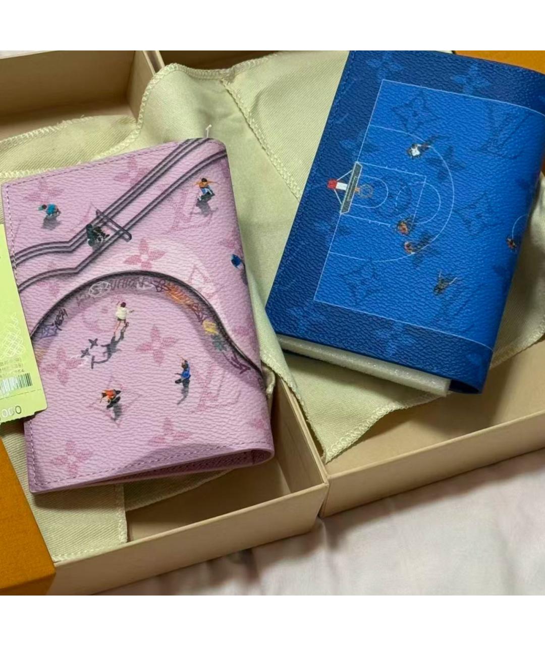 LOUIS VUITTON Розовый кожаный кошелек, фото 5