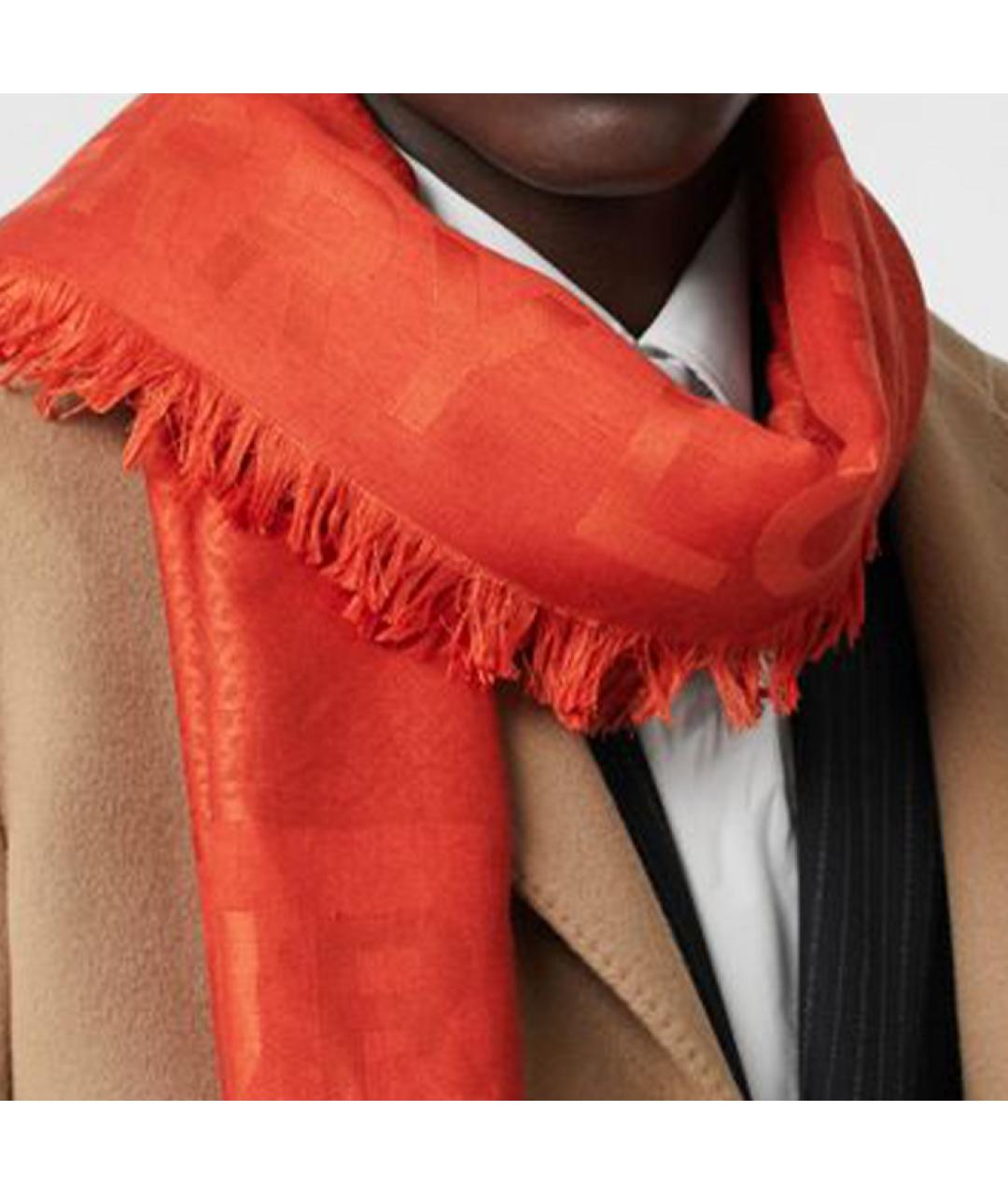BURBERRY Красный шелковый шарф, фото 5