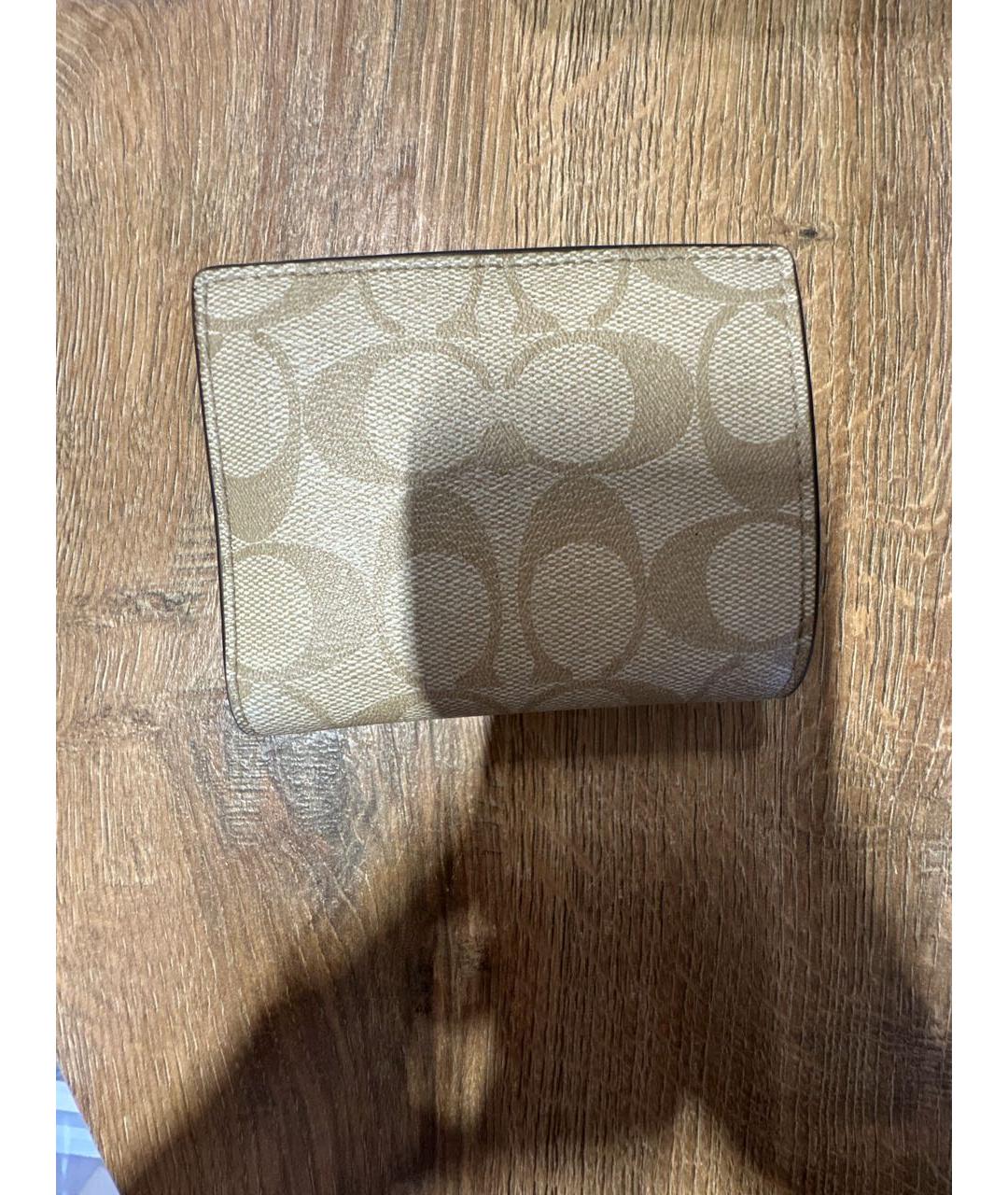 COACH Бежевый кожаный кошелек, фото 3