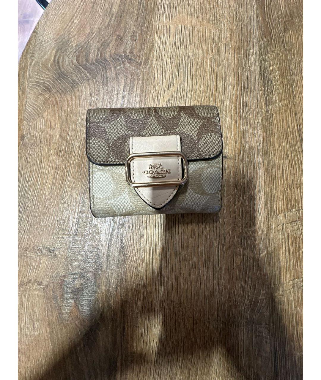 COACH Бежевый кожаный кошелек, фото 5