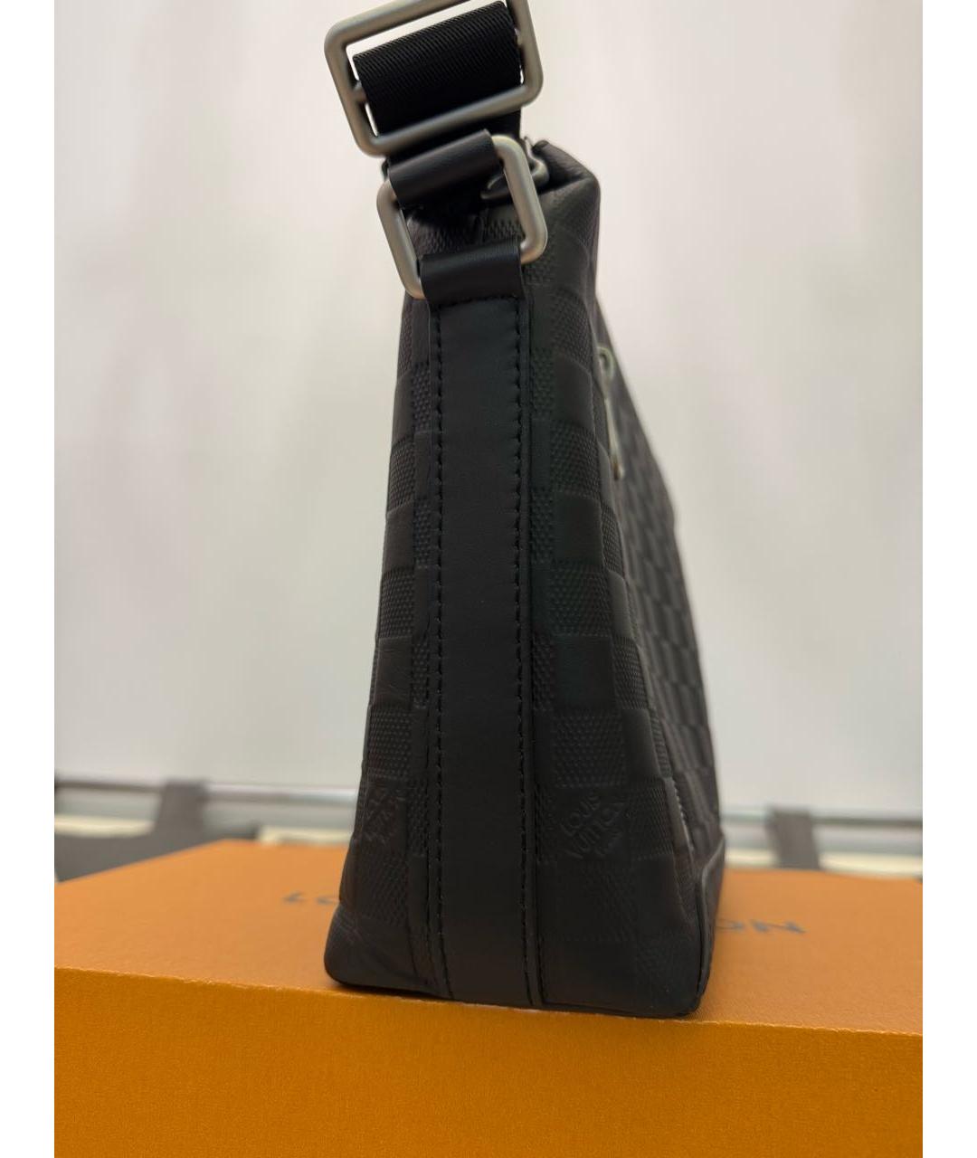 LOUIS VUITTON Черная кожаная сумка на плечо, фото 3